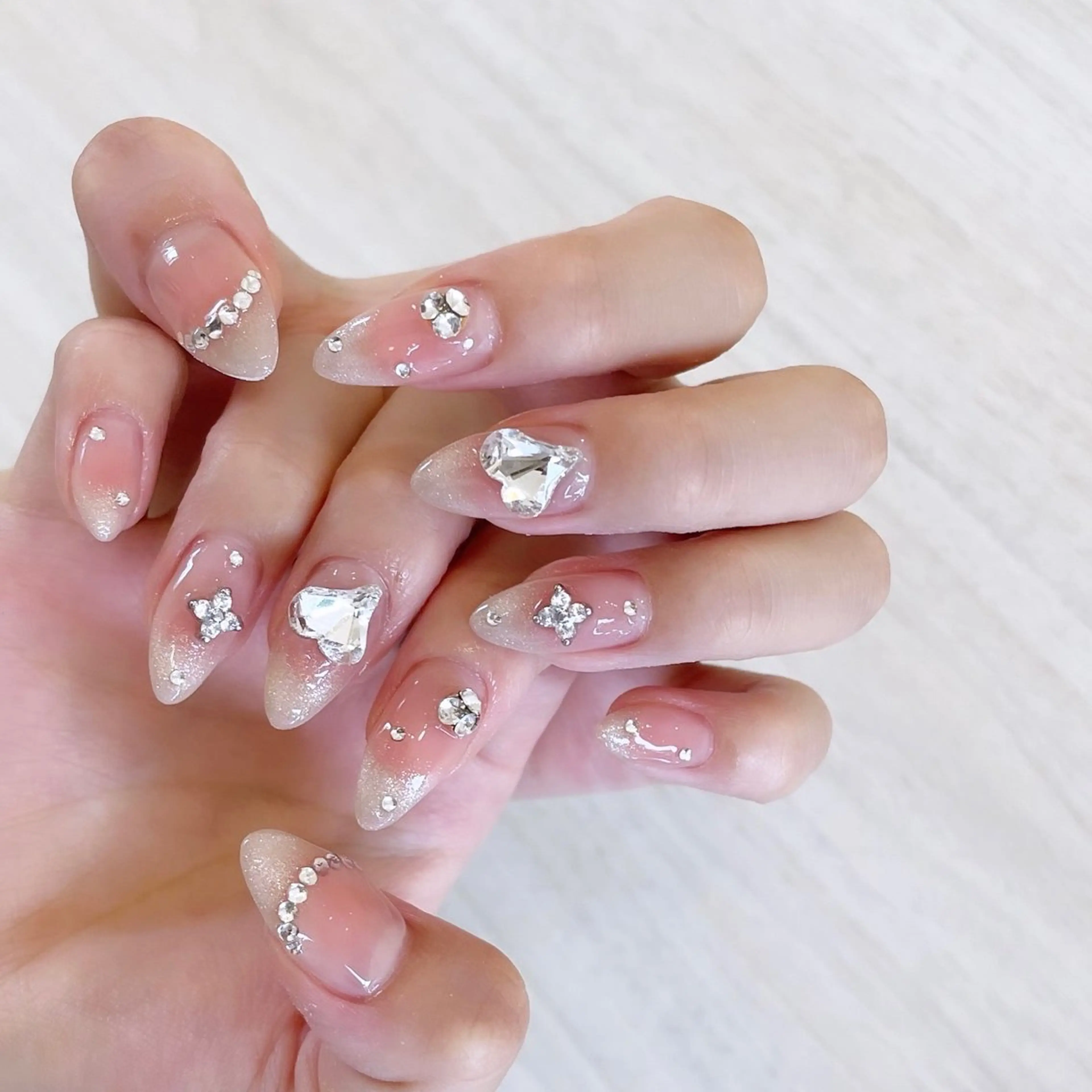 ネイル Nail Salon Gummi.のネイルデザイン