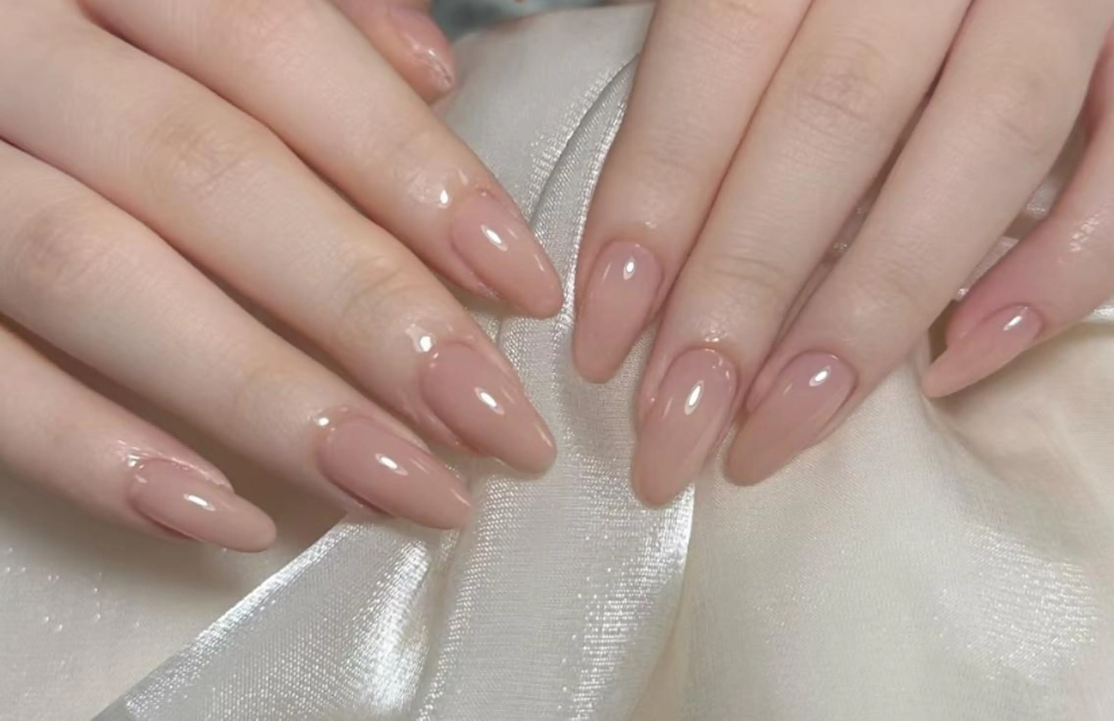 マツエク・マツパ ハンドネイル エリ🫧 nail池袋東口のネイルデザイン