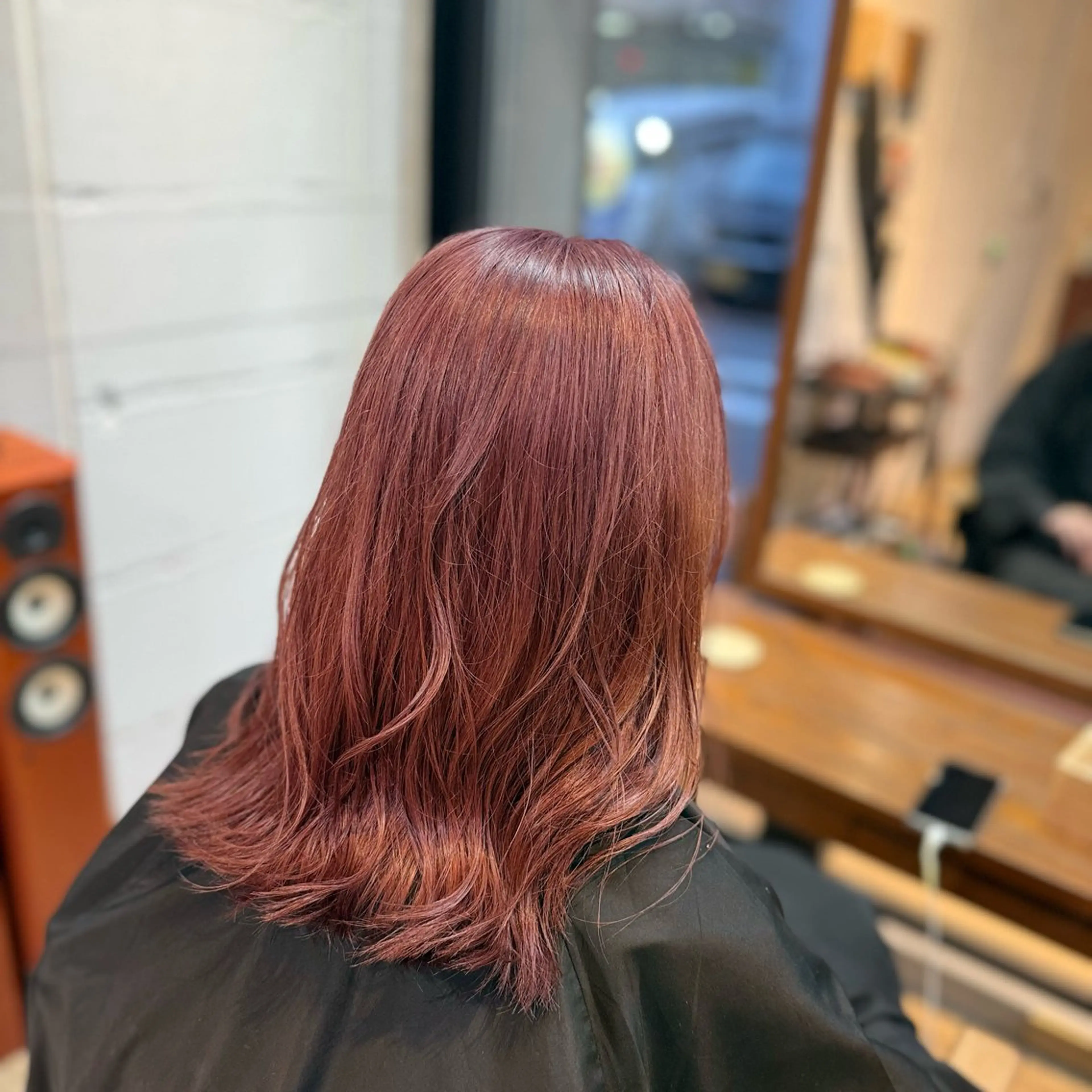 ミディアム カラー ピンクカラー カット ヘアカラー トリートメント 高橋 充輝のヘアスタイル