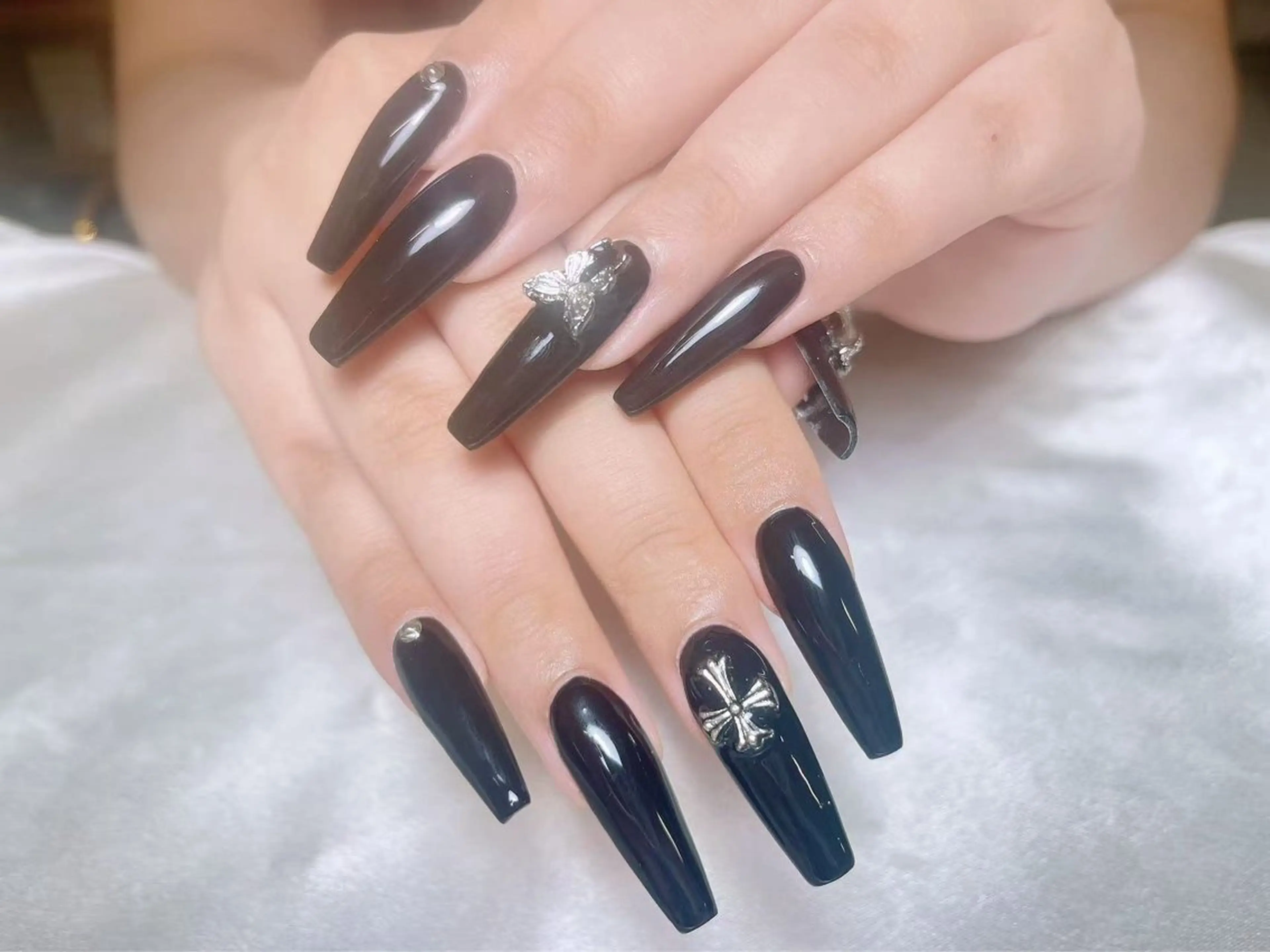 ネイル ハンドネイル ルラワンネイル エンのネイルデザイン