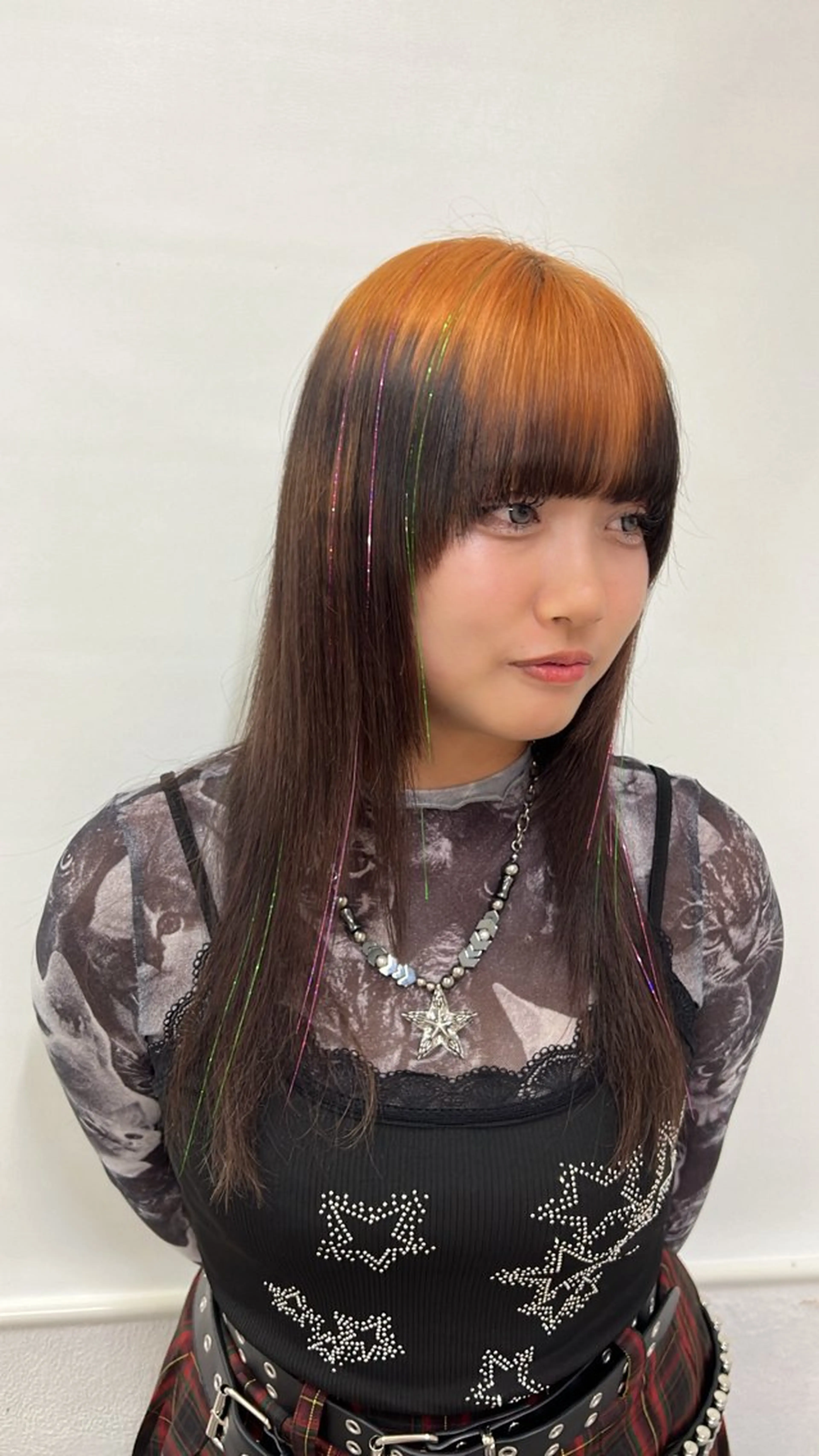 ロング ヘアアレンジ 個性的カラー ☆≡ねねのヘアスタイル