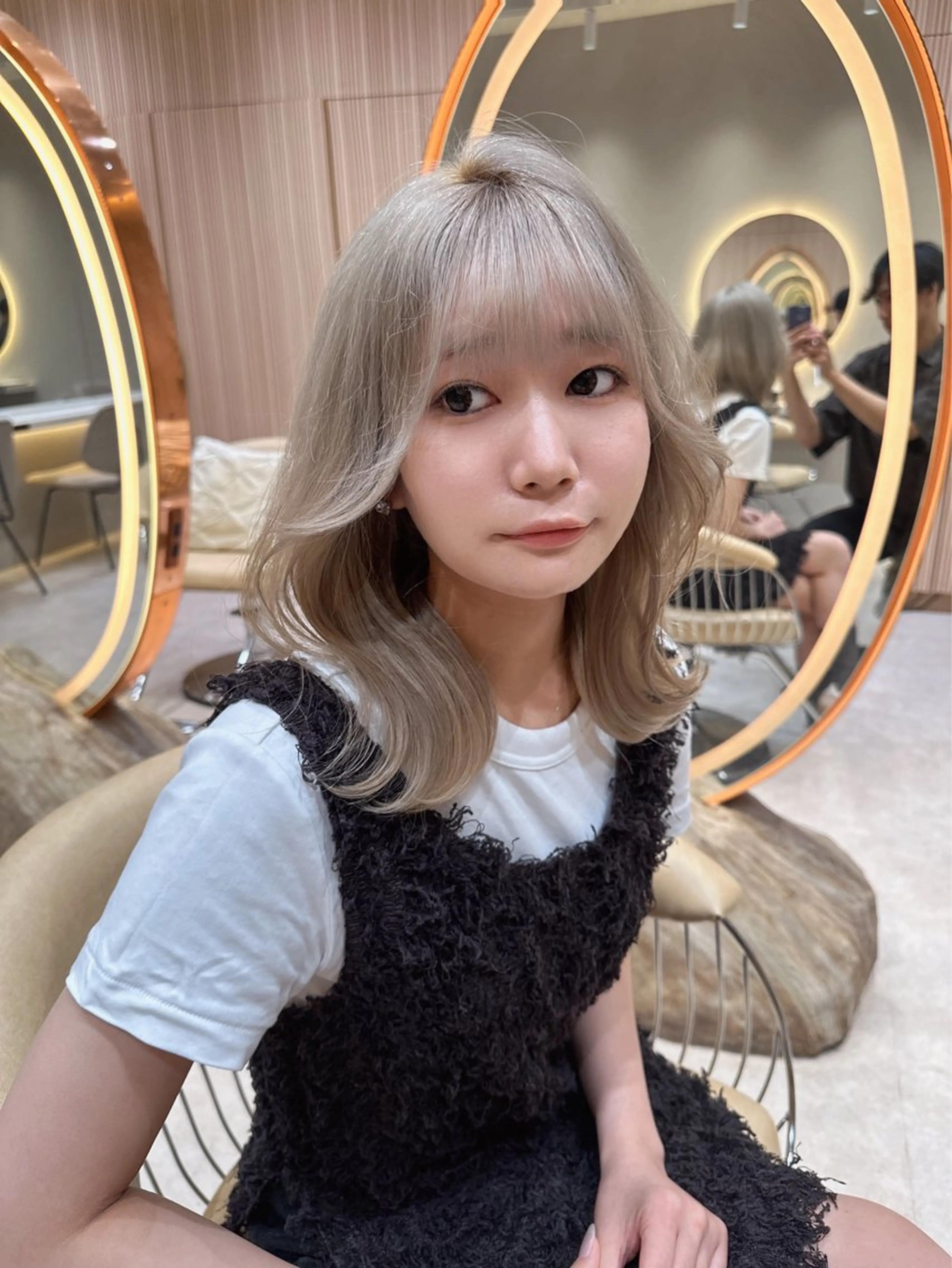 セミロング カラー カット ヘアカラー トリートメント 縮毛矯正✨🫧 レイヤー川村利幸のヘアスタイル