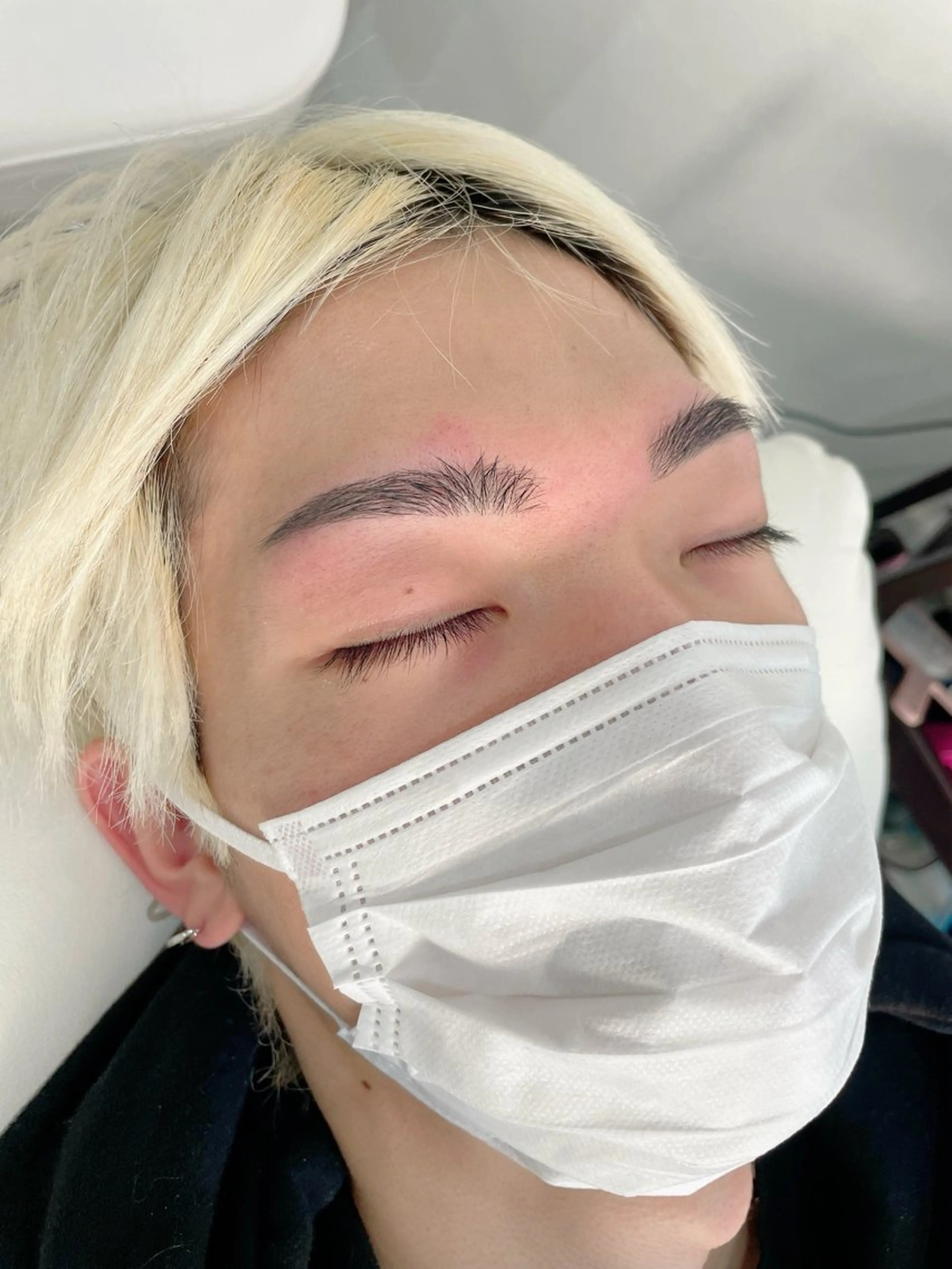 メンズ アイブロウ アイブロウサロン 🫧AMIの眉毛・アイブロウイメージ