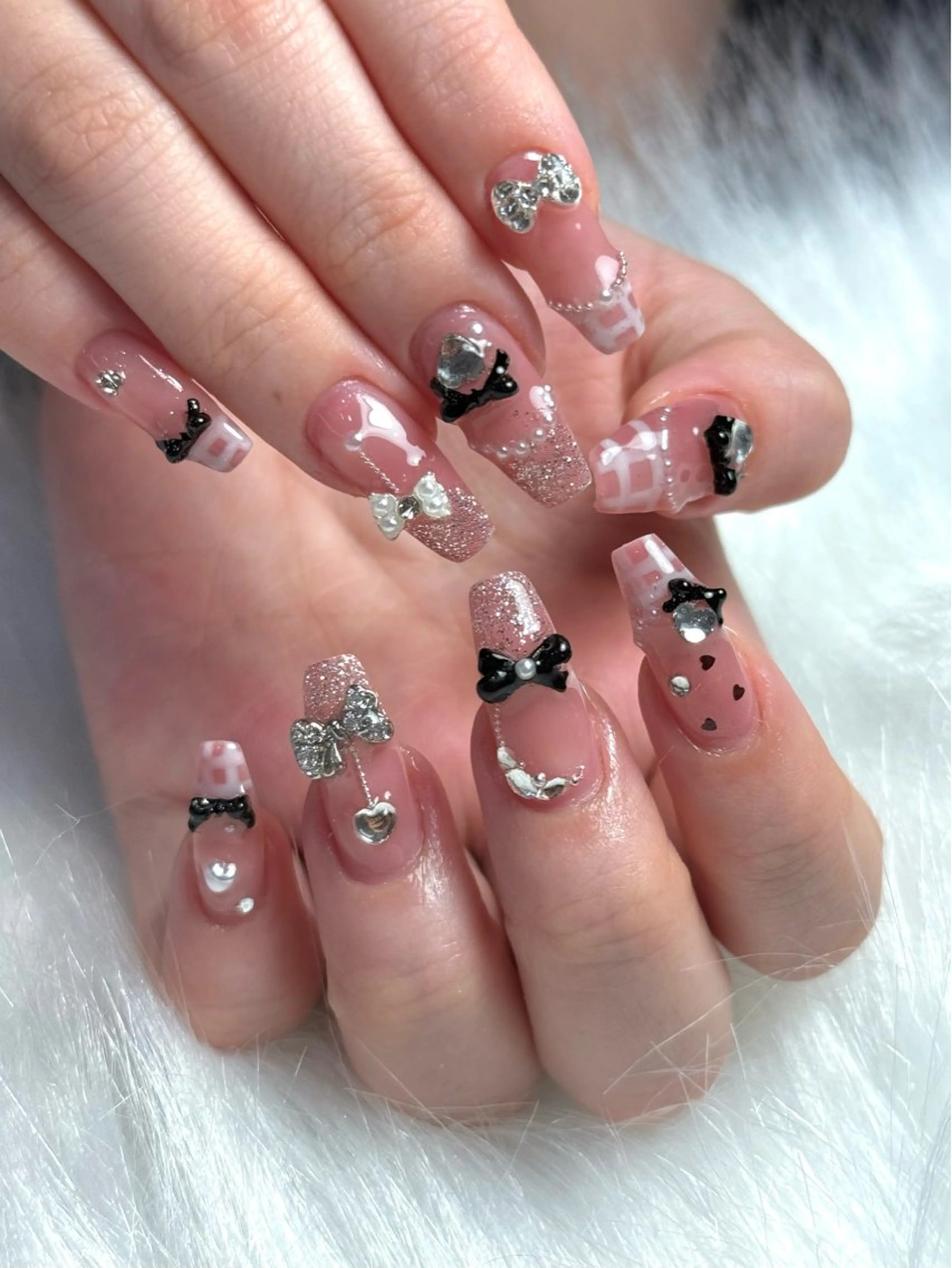 ネイル フレンチネイル グラデーション 韓国ネイル マグネットネイル シンプルネイル ハンドネイル CoMo Nailのネイルデザイン