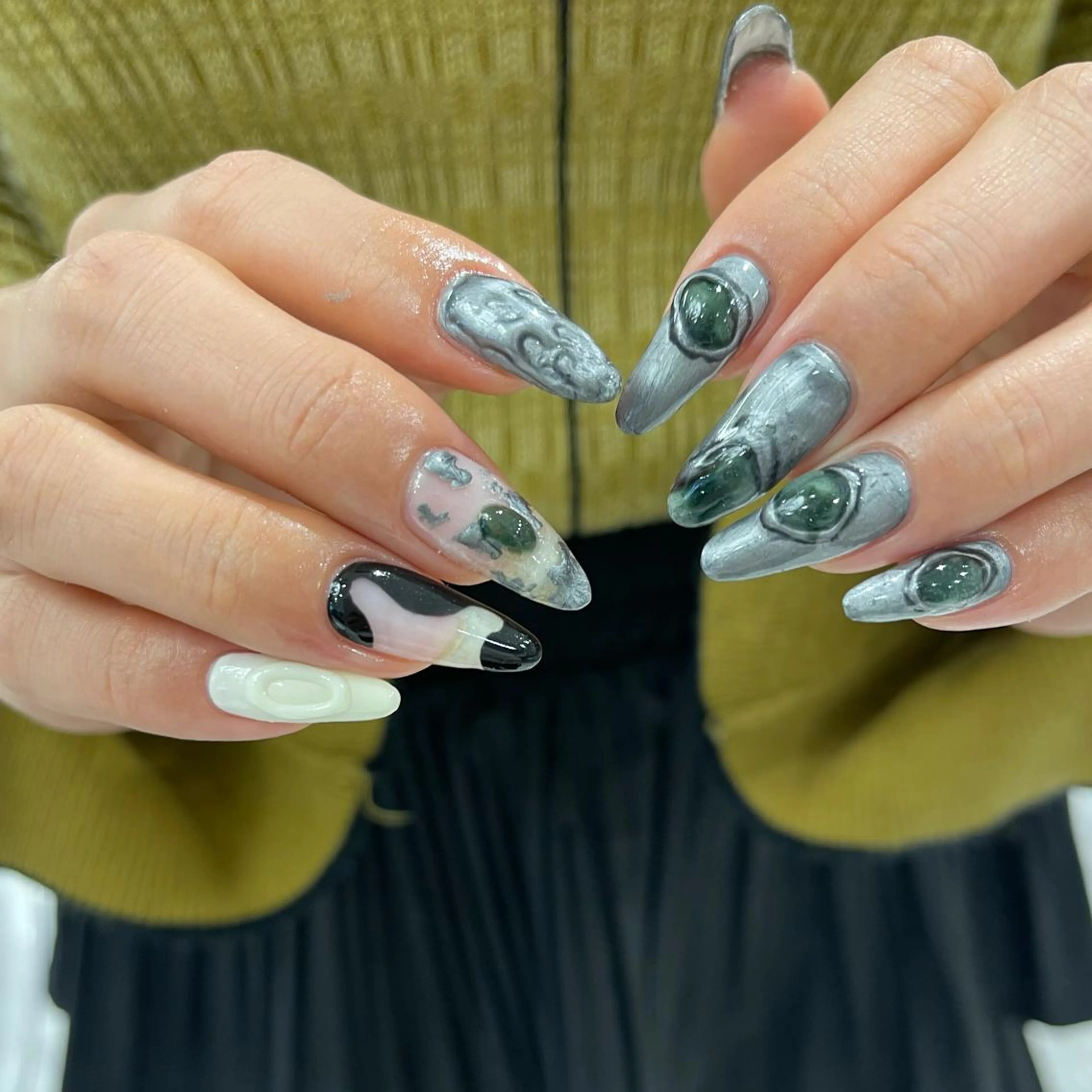 ネイル ハンドネイル ユナ🌙 nailのネイルデザイン