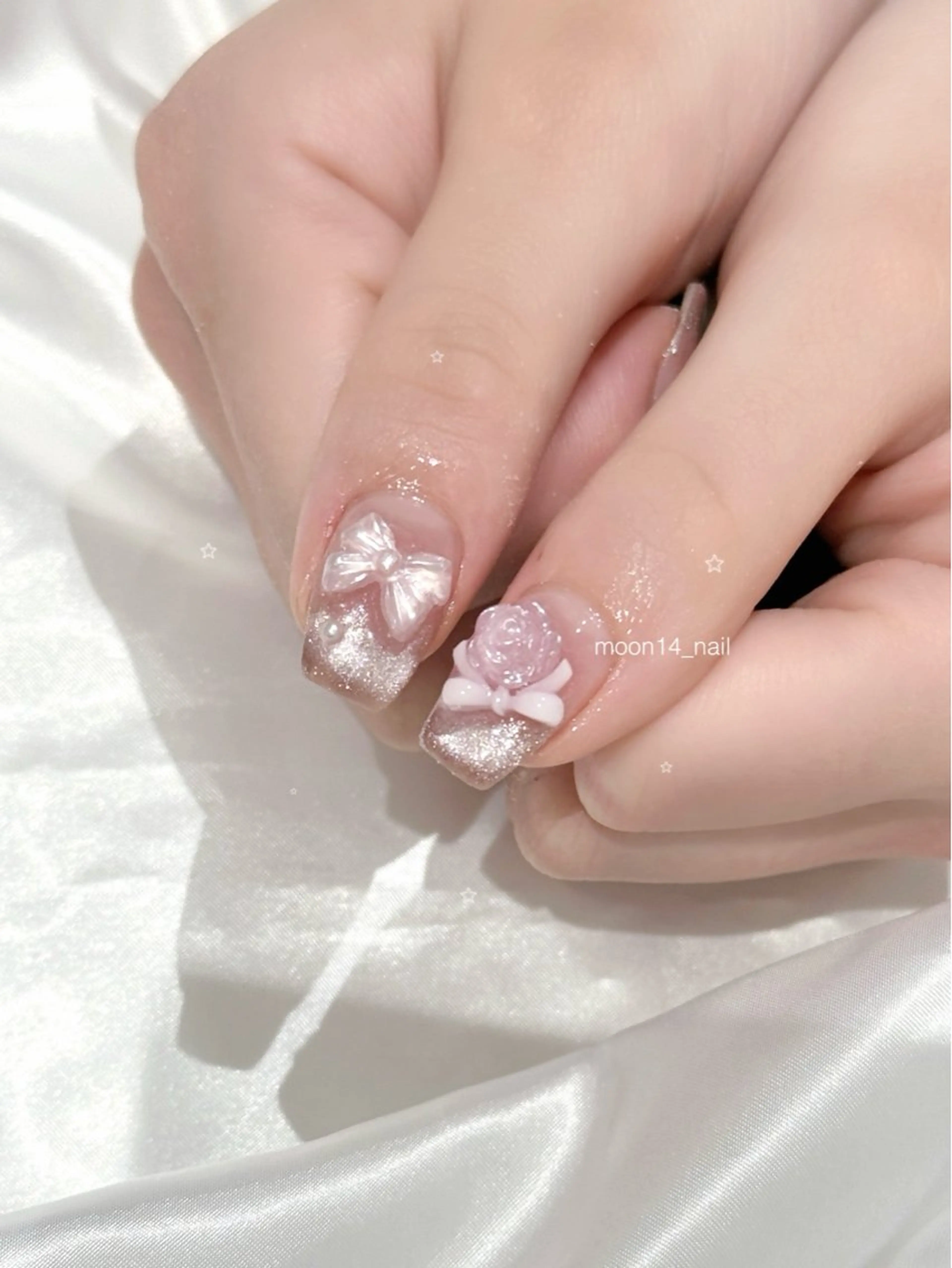 ネイル チークネイル ジェルネイル キラキラネイル マグネットネイル パラジェル natsuki 💫のネイルデザイン