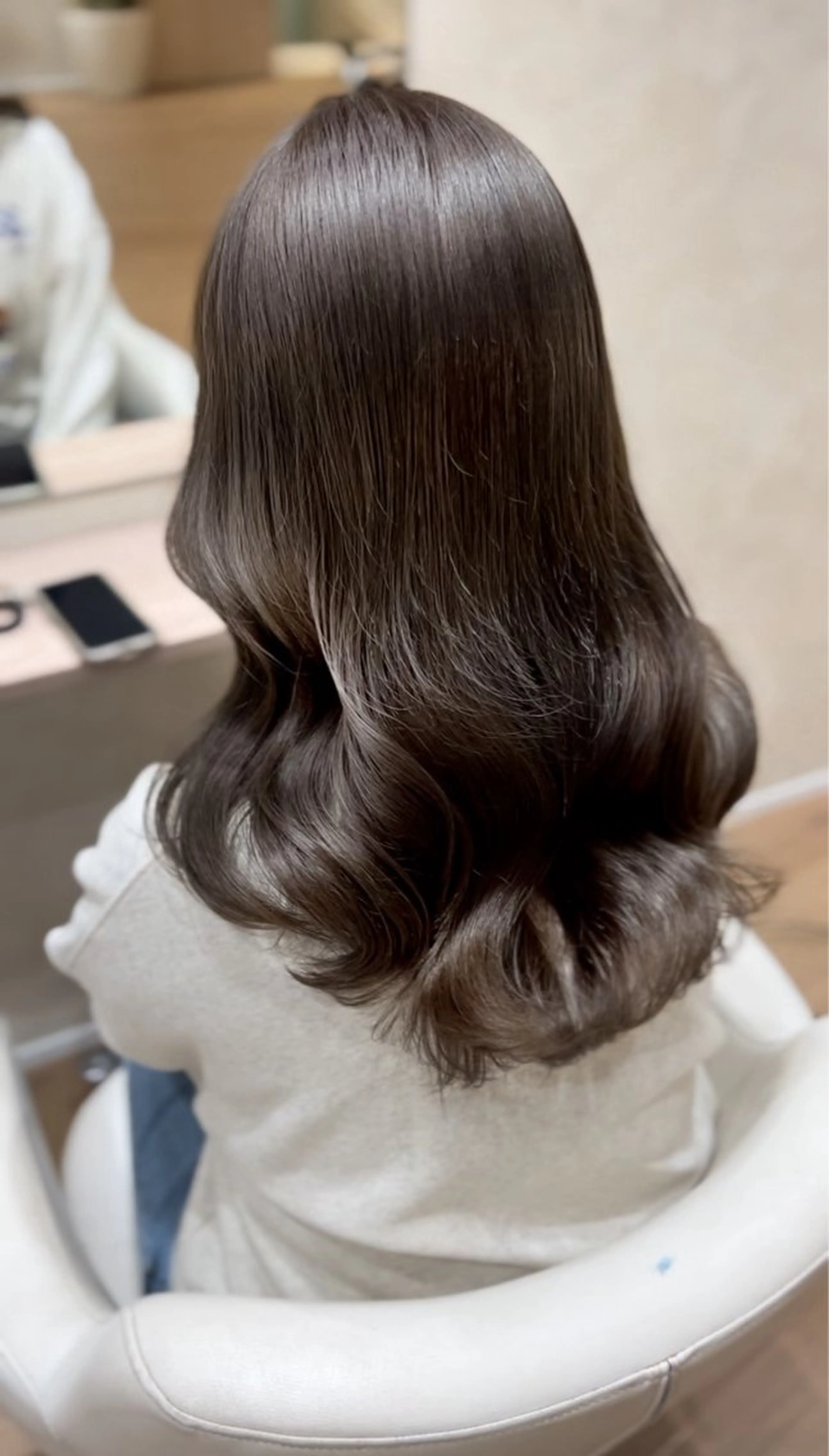 ロング カラー 砂野 真璃奈のヘアスタイル