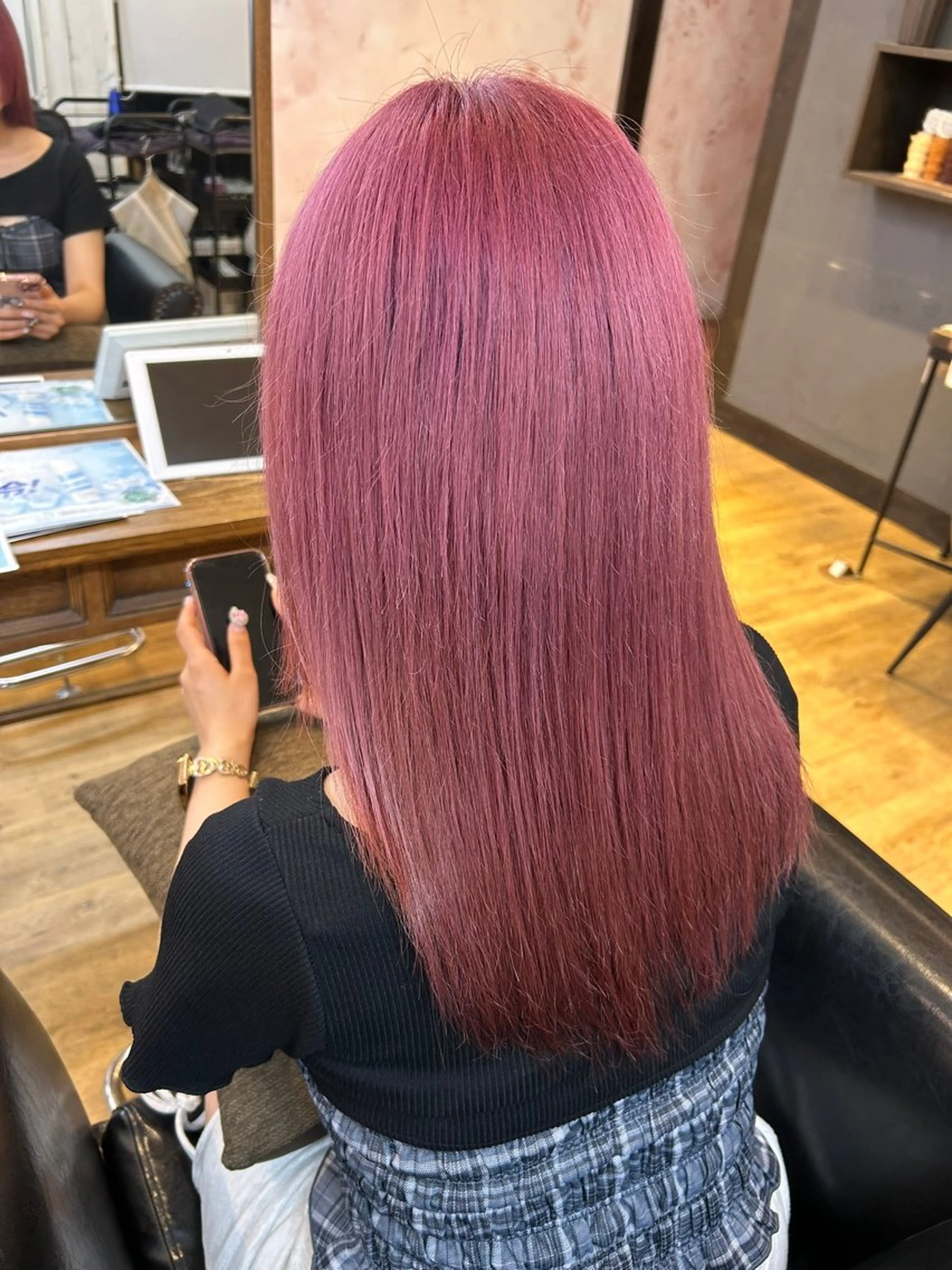 ロング ヘアカラー トリートメント ✨縮毛矯正✨艶髪✨️ 髪質改善✨鴻巣✨️のヘアスタイル