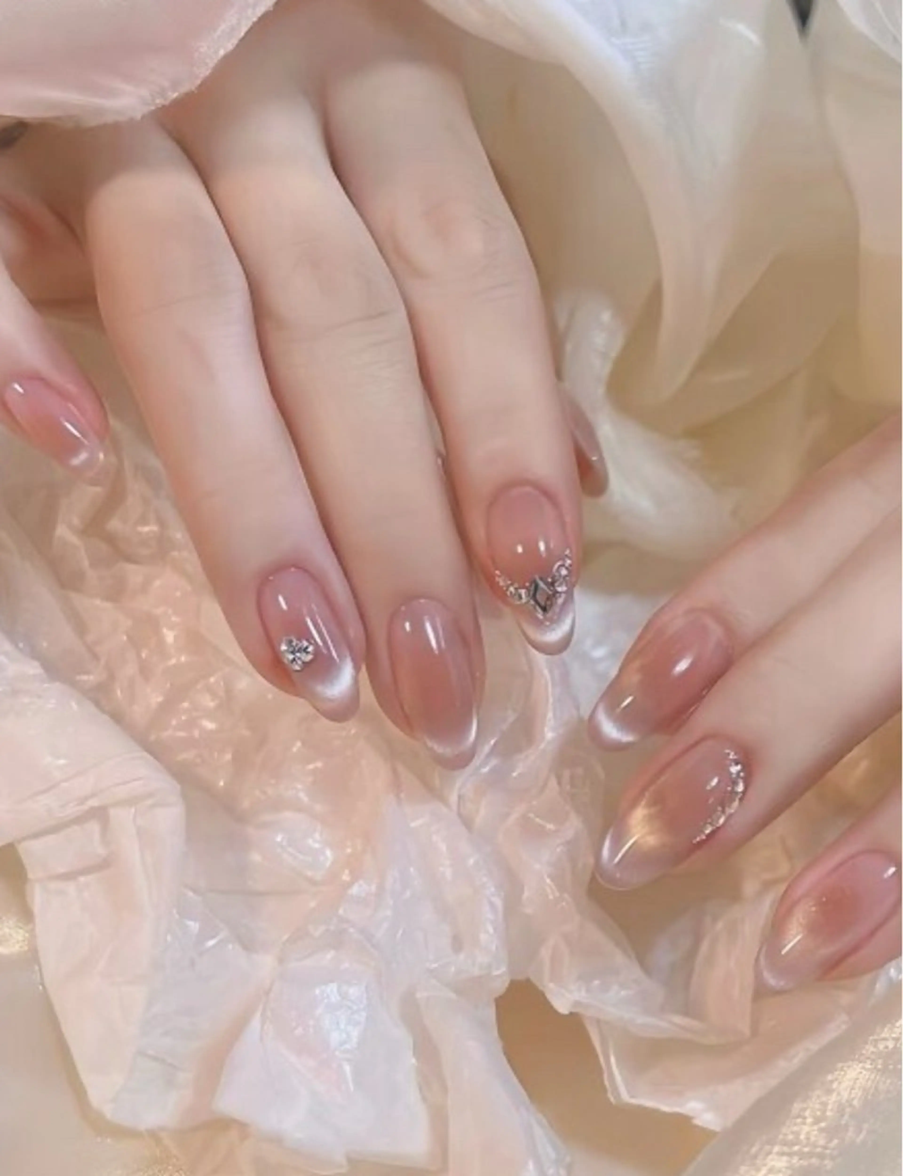 ネイル ボルドー チークネイル 長さ出し フレンチネイル ジェルネイル ハンドネイル UMI ネイルサロン新宿🎀のネイルデザイン