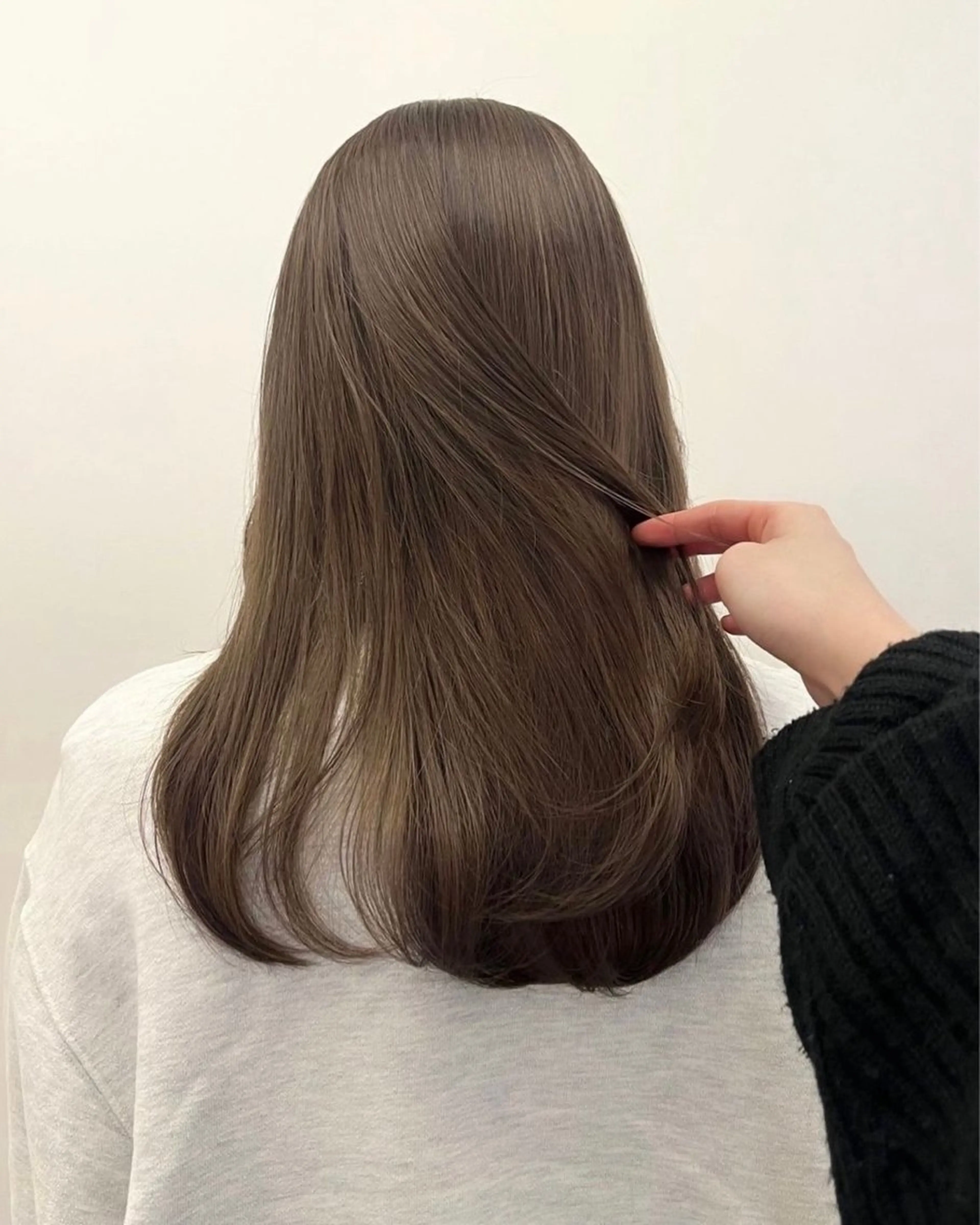 セミロング 川上 莉歩のヘアスタイル