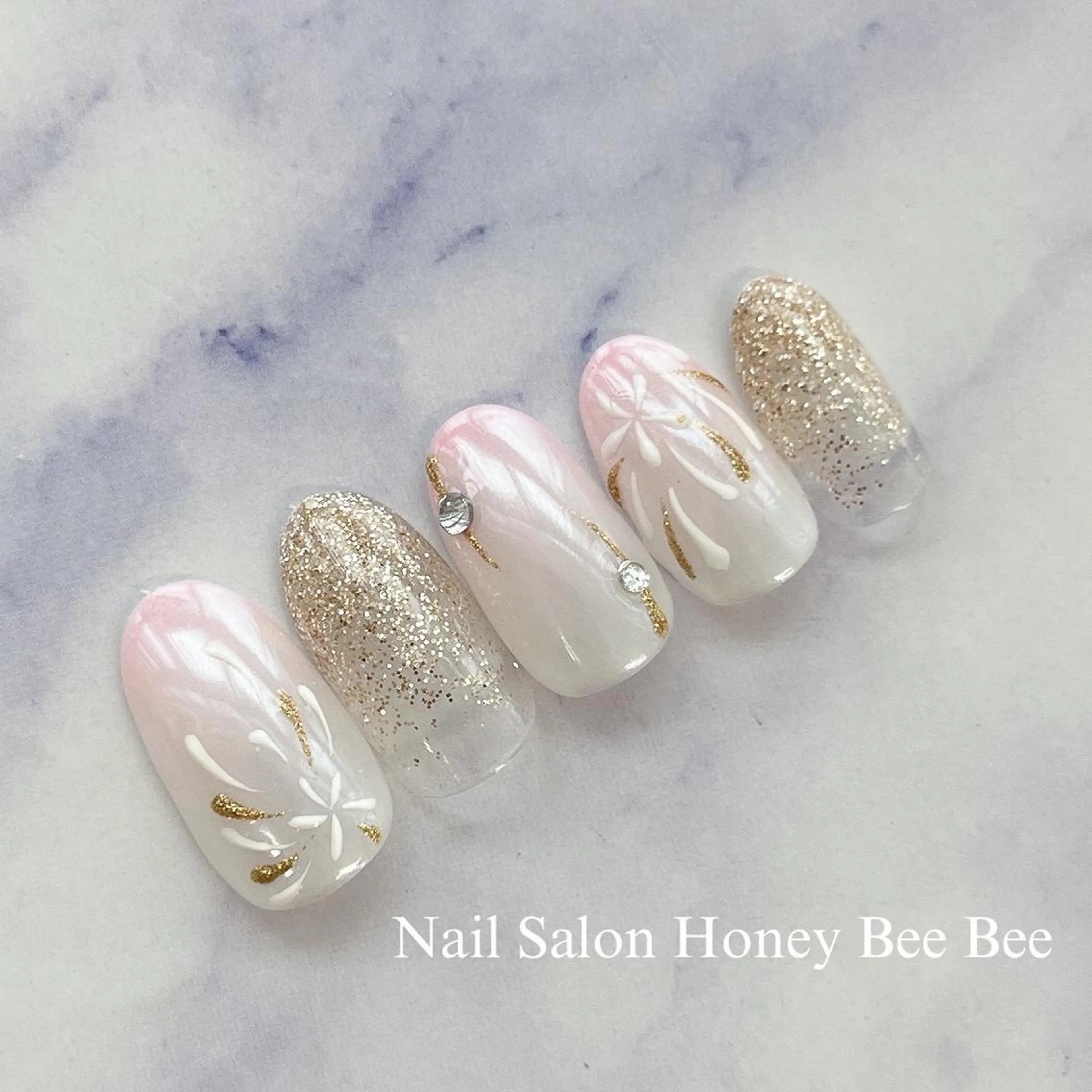 ネイル Nail salon Honey Beeのネイルデザイン