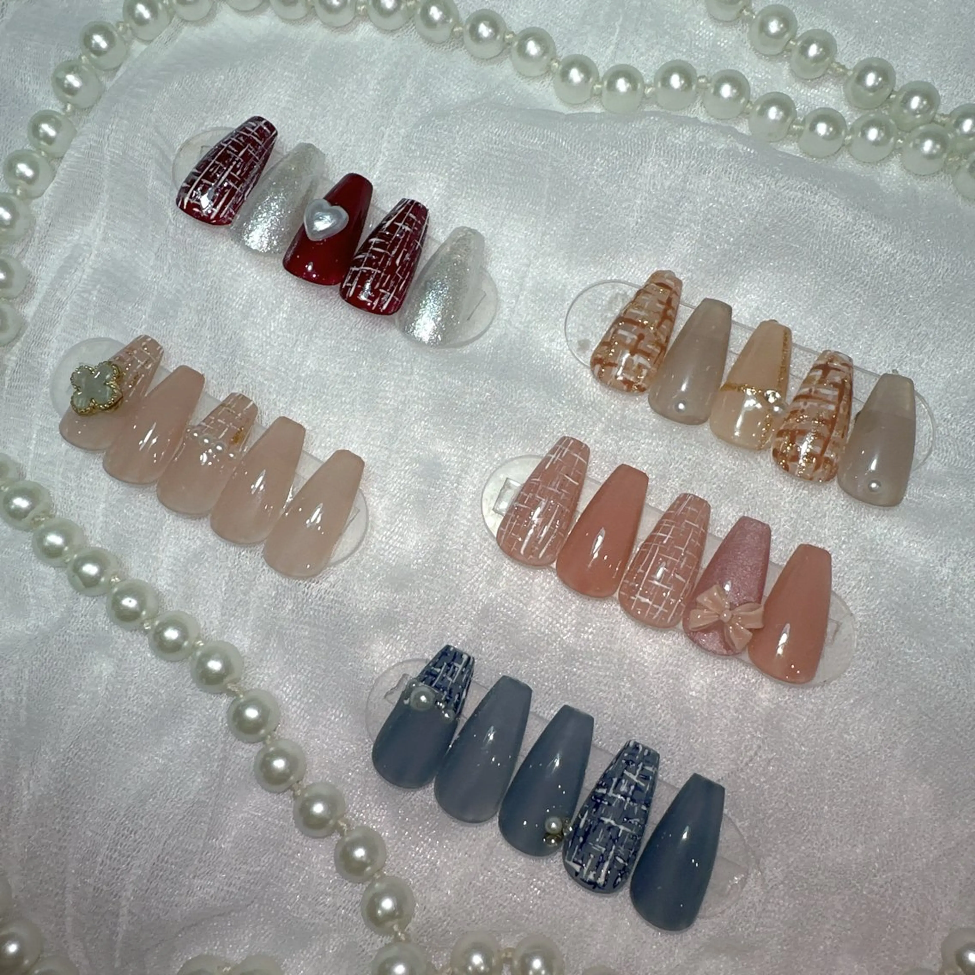 ネイル アートネイル フラッシュネイル フレンチネイル ジェルネイル ガラスフレンチ ハンドネイル You&Me Miyuのネイルデザイン