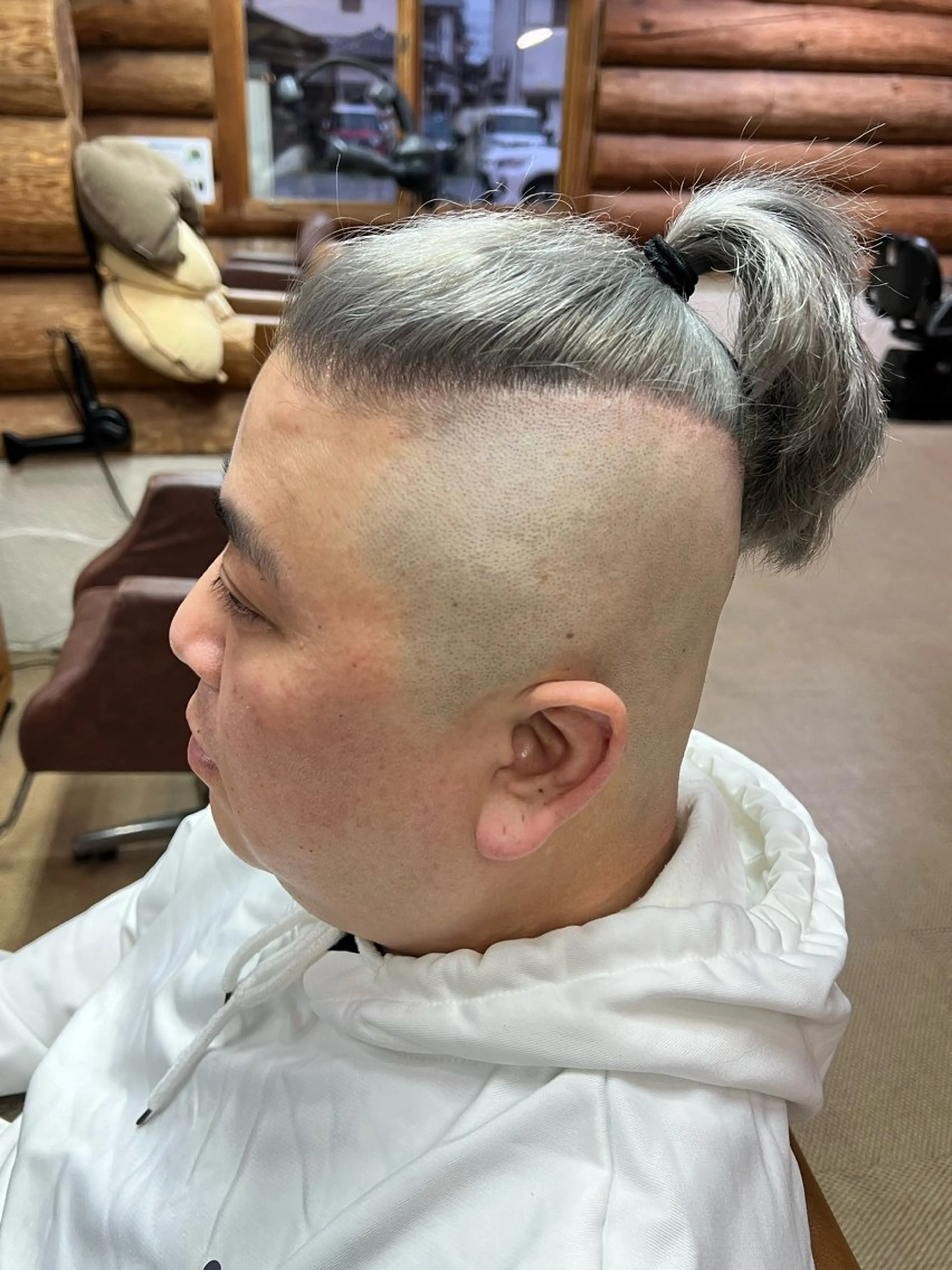 カラー メンズ 奥田 勝亮のヘアスタイル