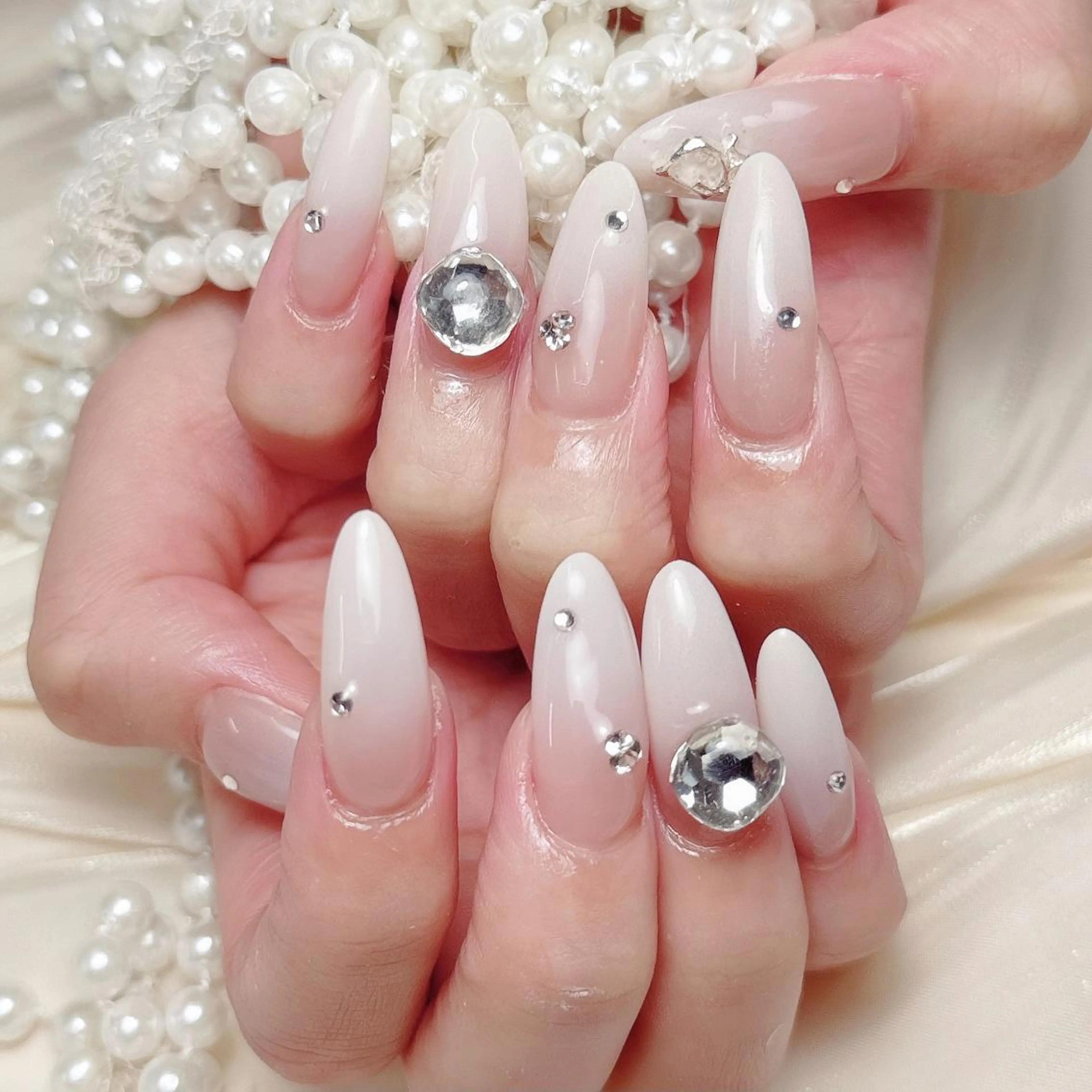 ネイル queens nailsalonのネイルデザイン