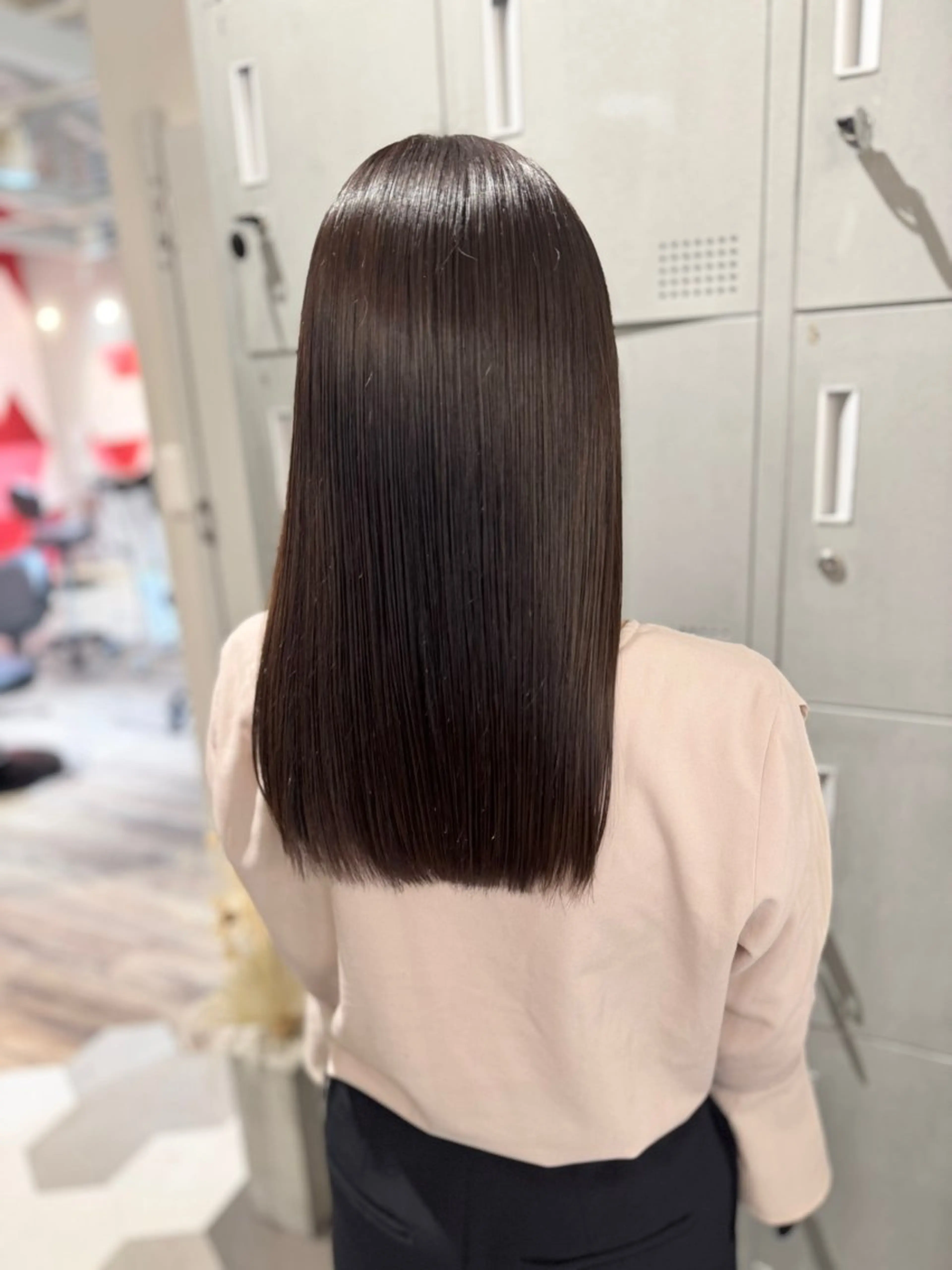 セミロング カット ヘアカラー 【天満1艶髪】潤艶/ 髪質改善🌹釣本竜哉のヘアスタイル