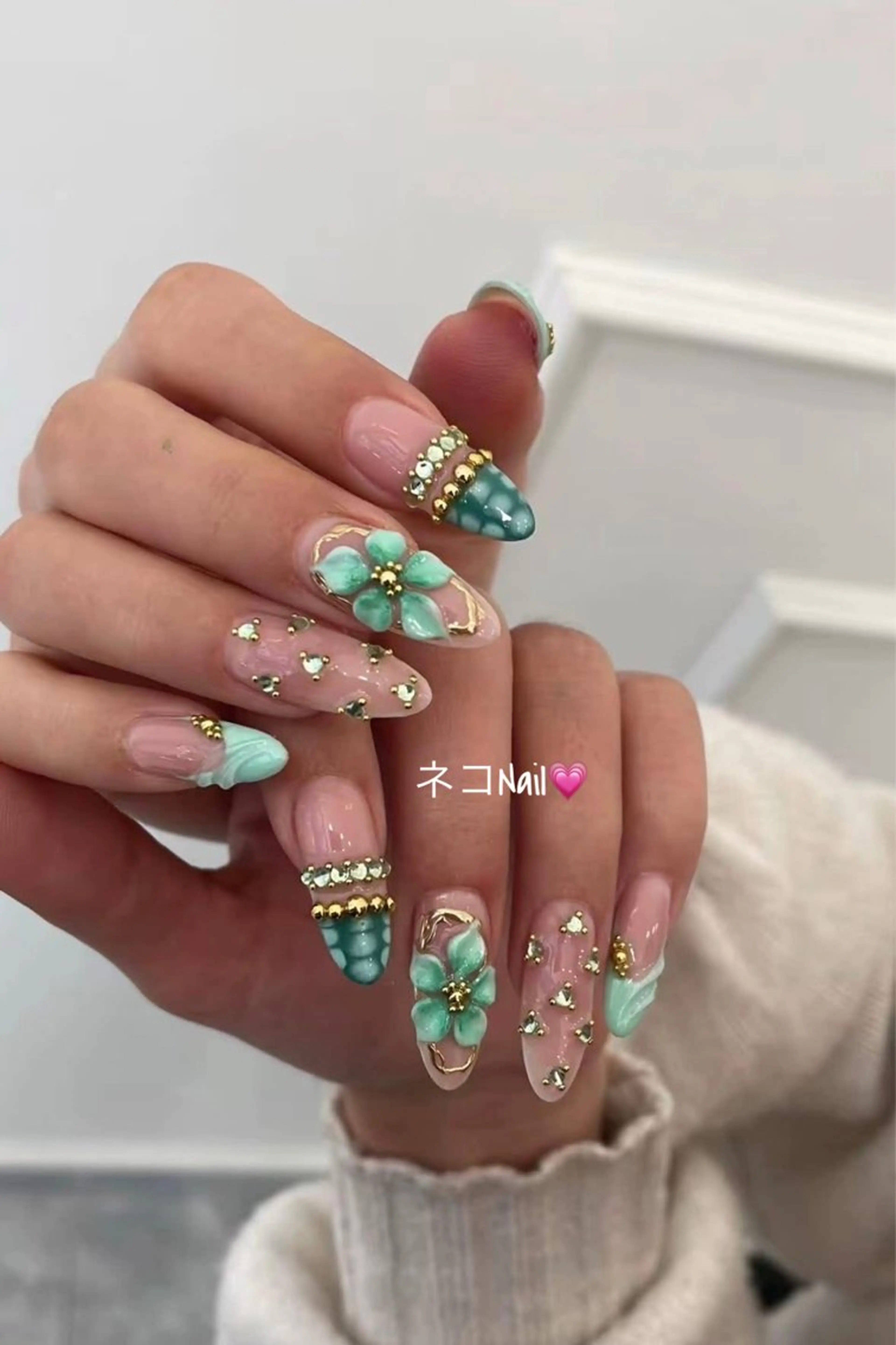 ネイル 韓国ネイル ワンカラーネイル シンプルネイル ハンドネイル ネコ Nailのネイルデザイン