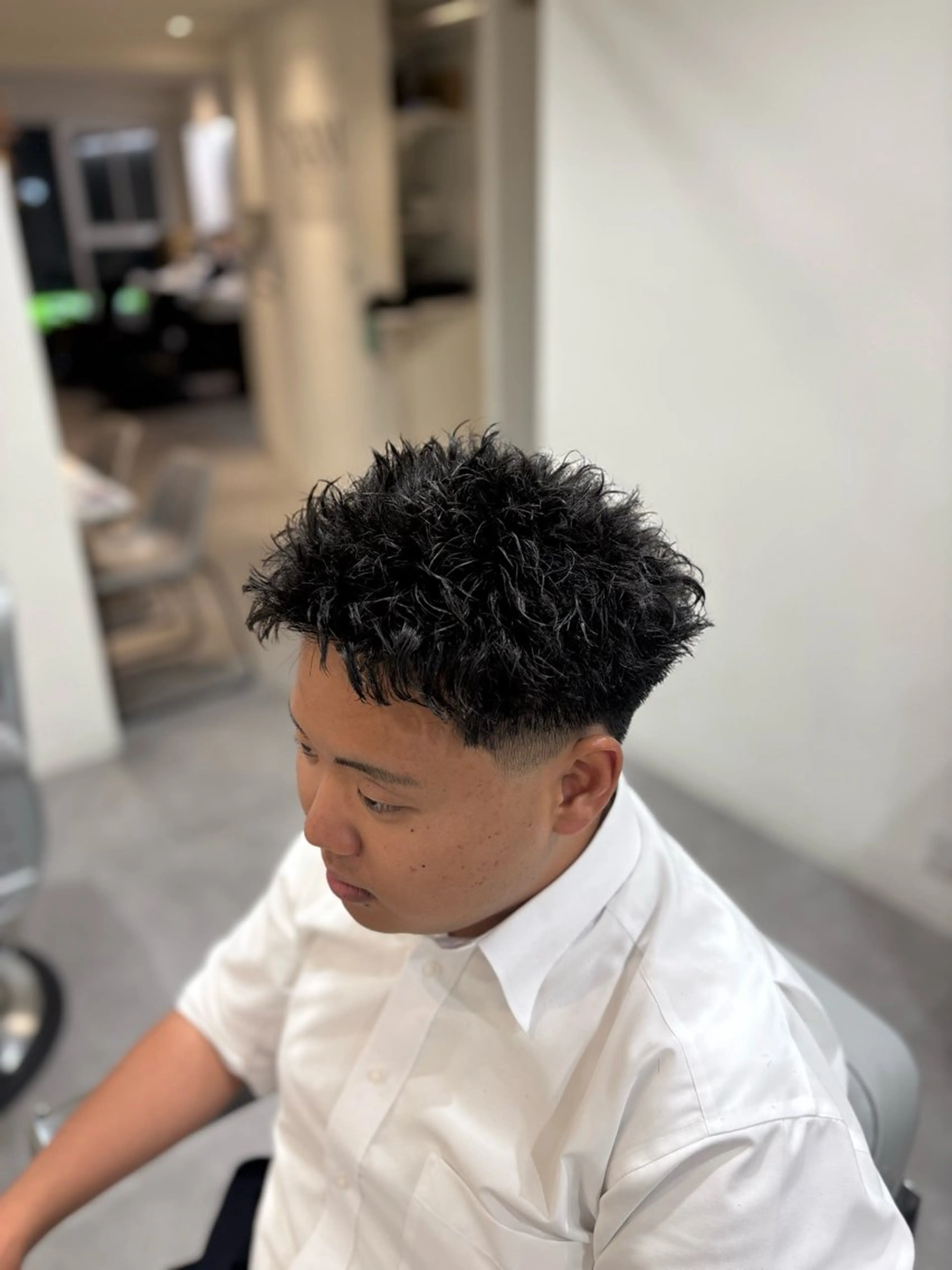 ショート パーマ メンズ メンズパーマ スパイキーショート ショートヘア カット パーマ 深澤 知樹のヘアスタイル