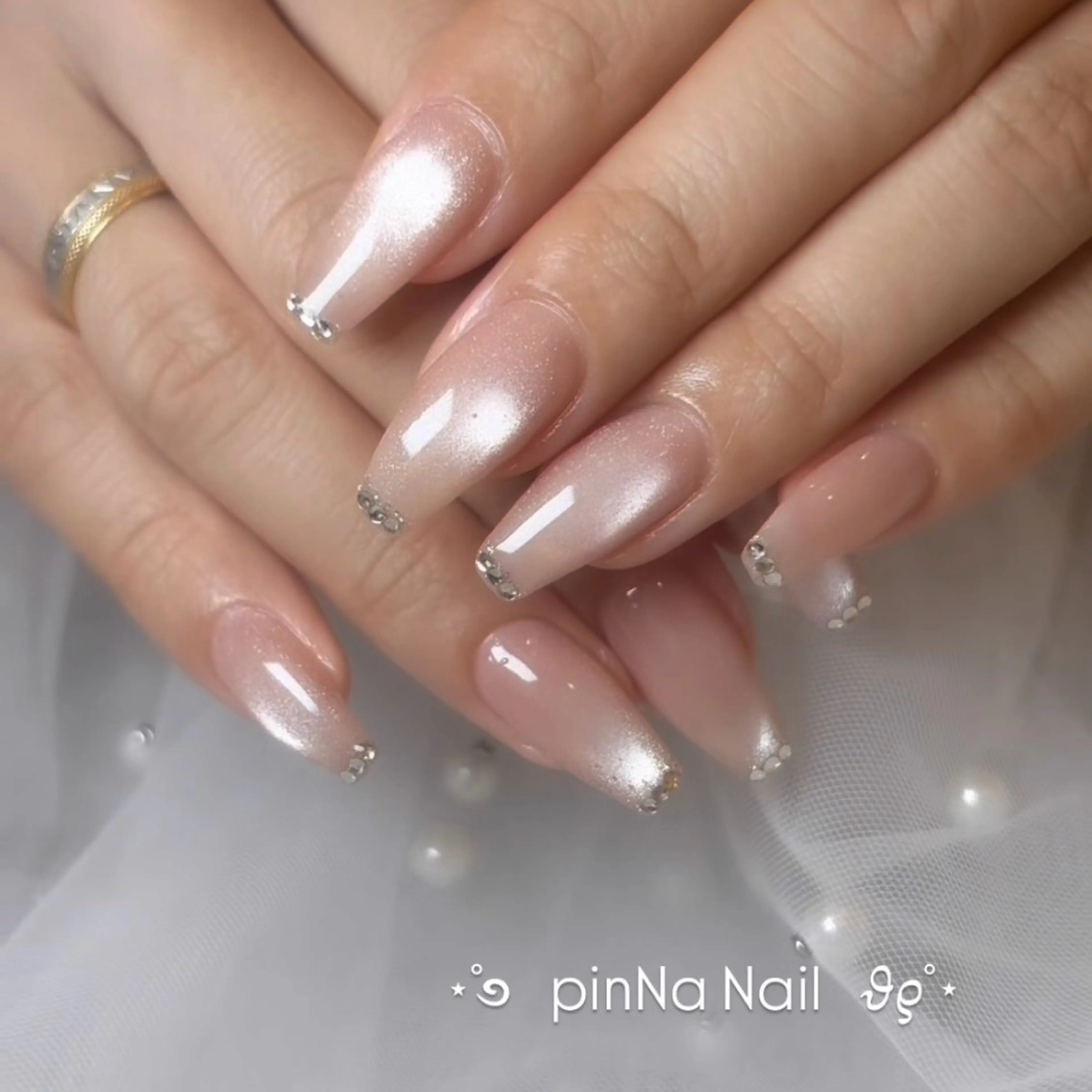 ネイル ハンドネイル pinNa Nail salonのネイルデザイン