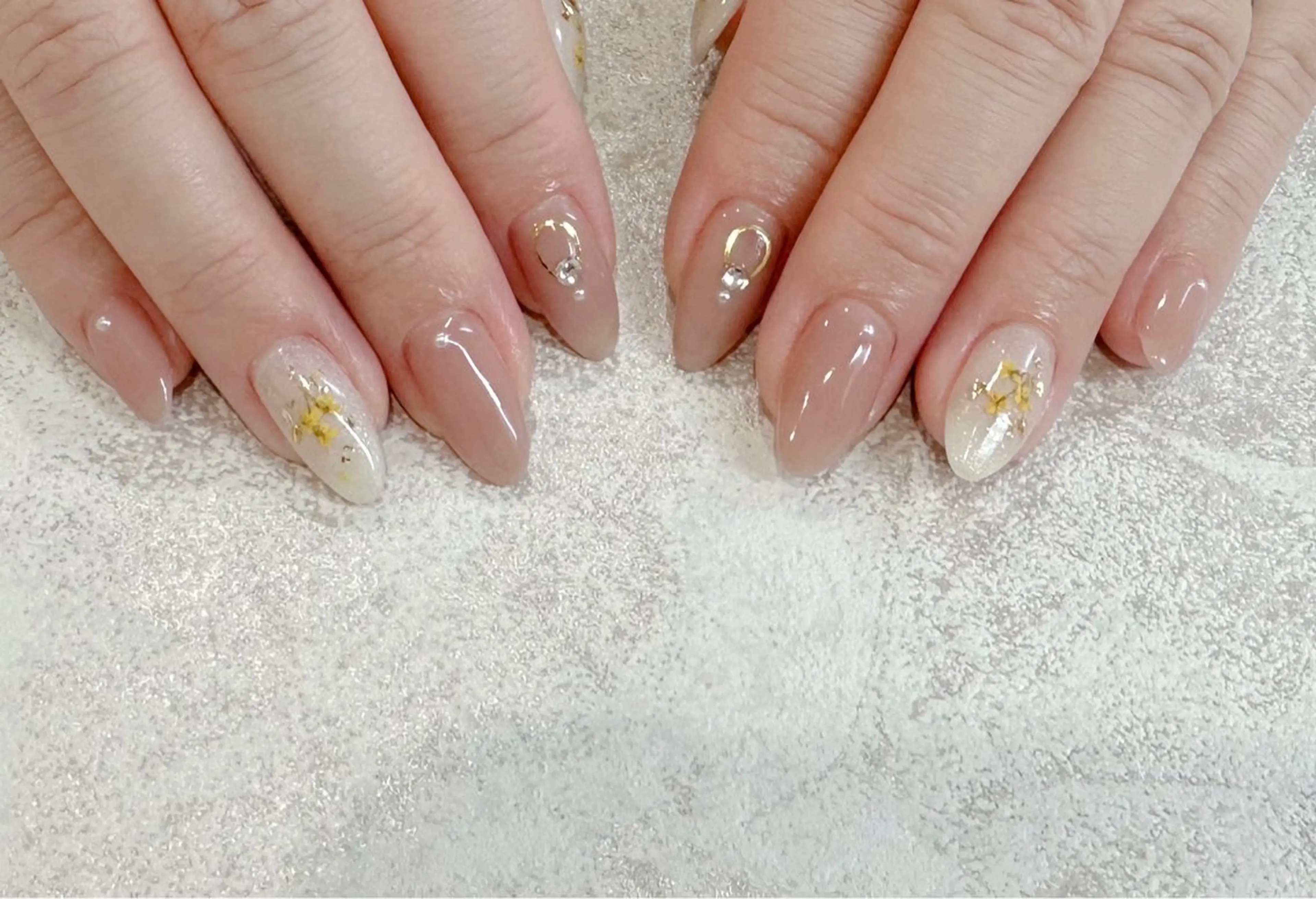 ネイル ジェルネイル オフィスネイル パラジェル 春ネイル ハンドネイル Luana nail (ルアナネイル)のネイルデザイン