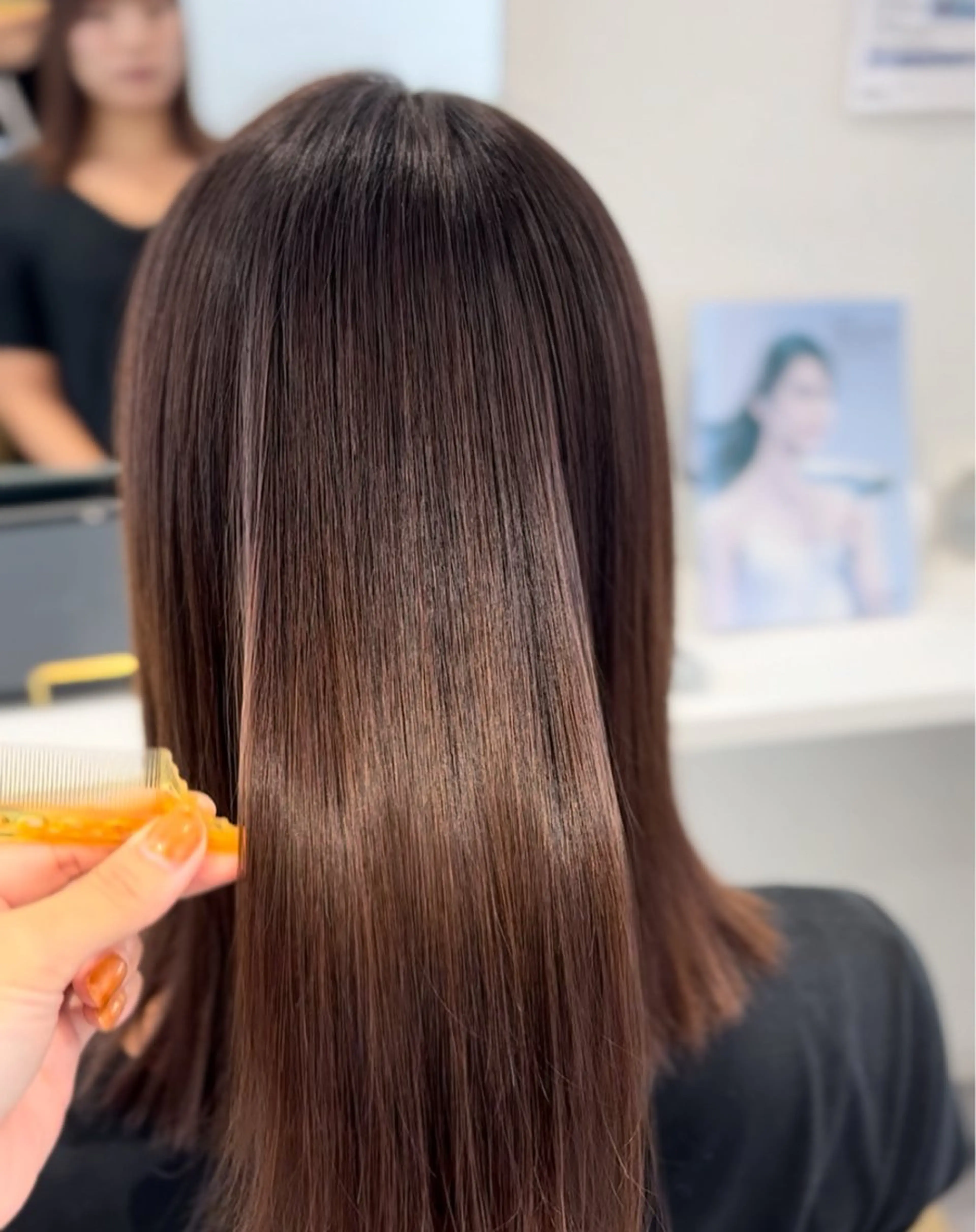 ミディアム カット 縮毛矯正 山本 茉希のヘアスタイル