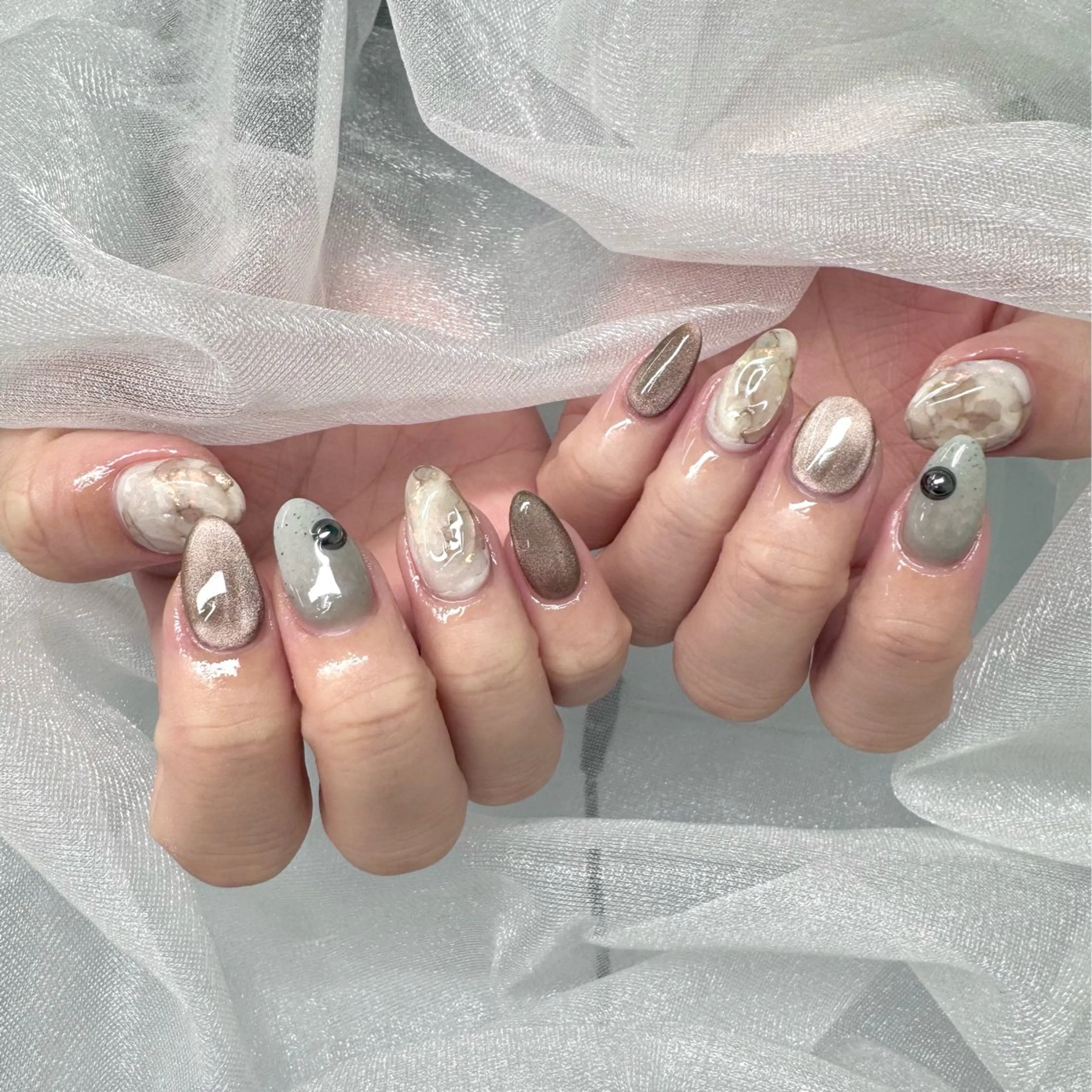 ネイル 山岸 夏菜のネイルデザイン