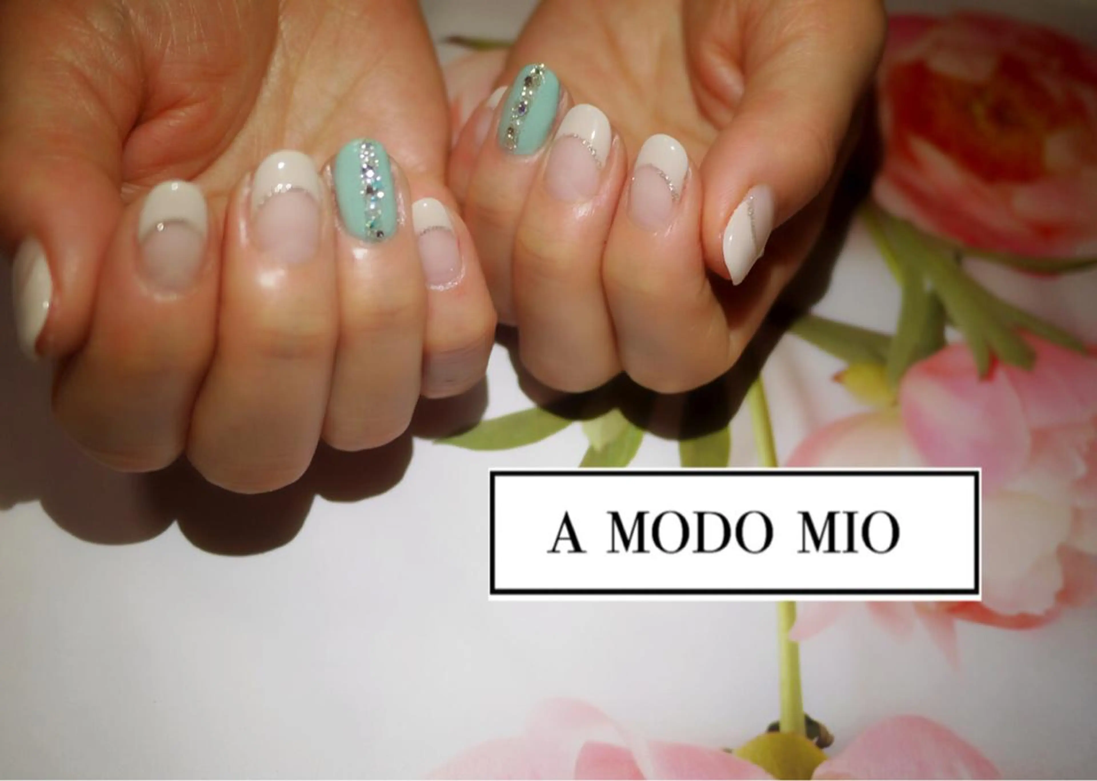 ネイル A MODO MIOのネイルデザイン