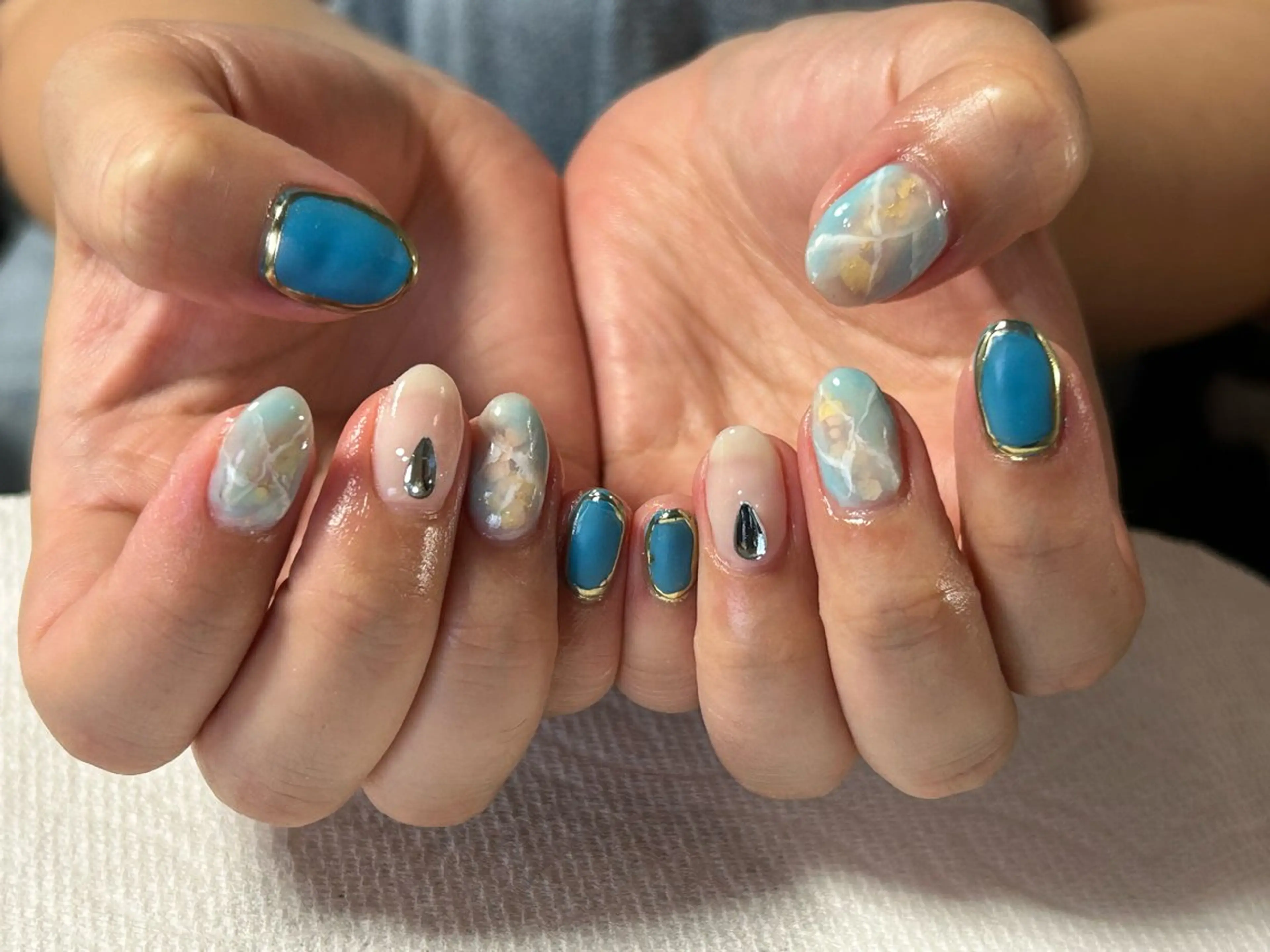 ネイル 佐藤 友里絵のネイルデザイン