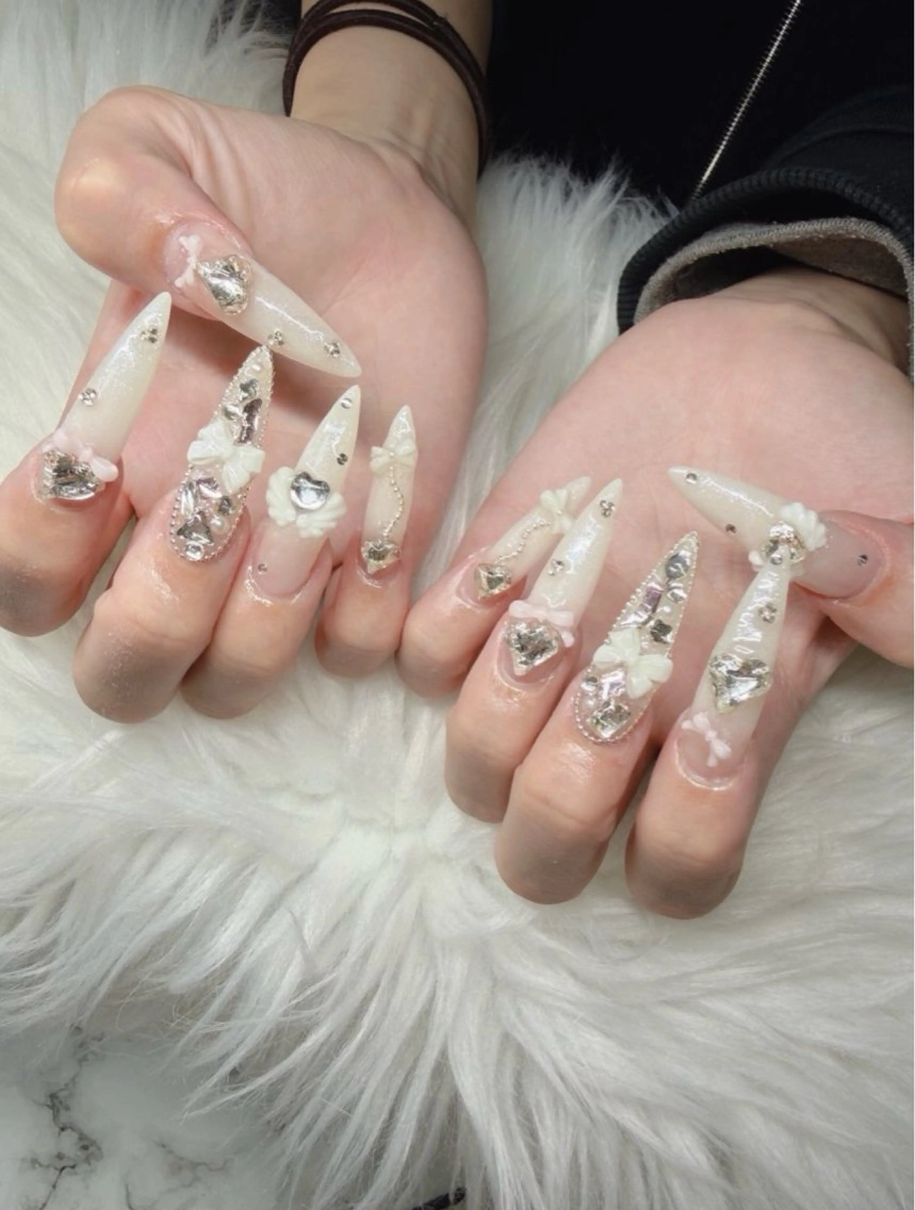 ネイル フレンチネイル グラデーション 韓国ネイル マグネットネイル ミラーネイル ハンドネイル REI nailのネイルデザイン