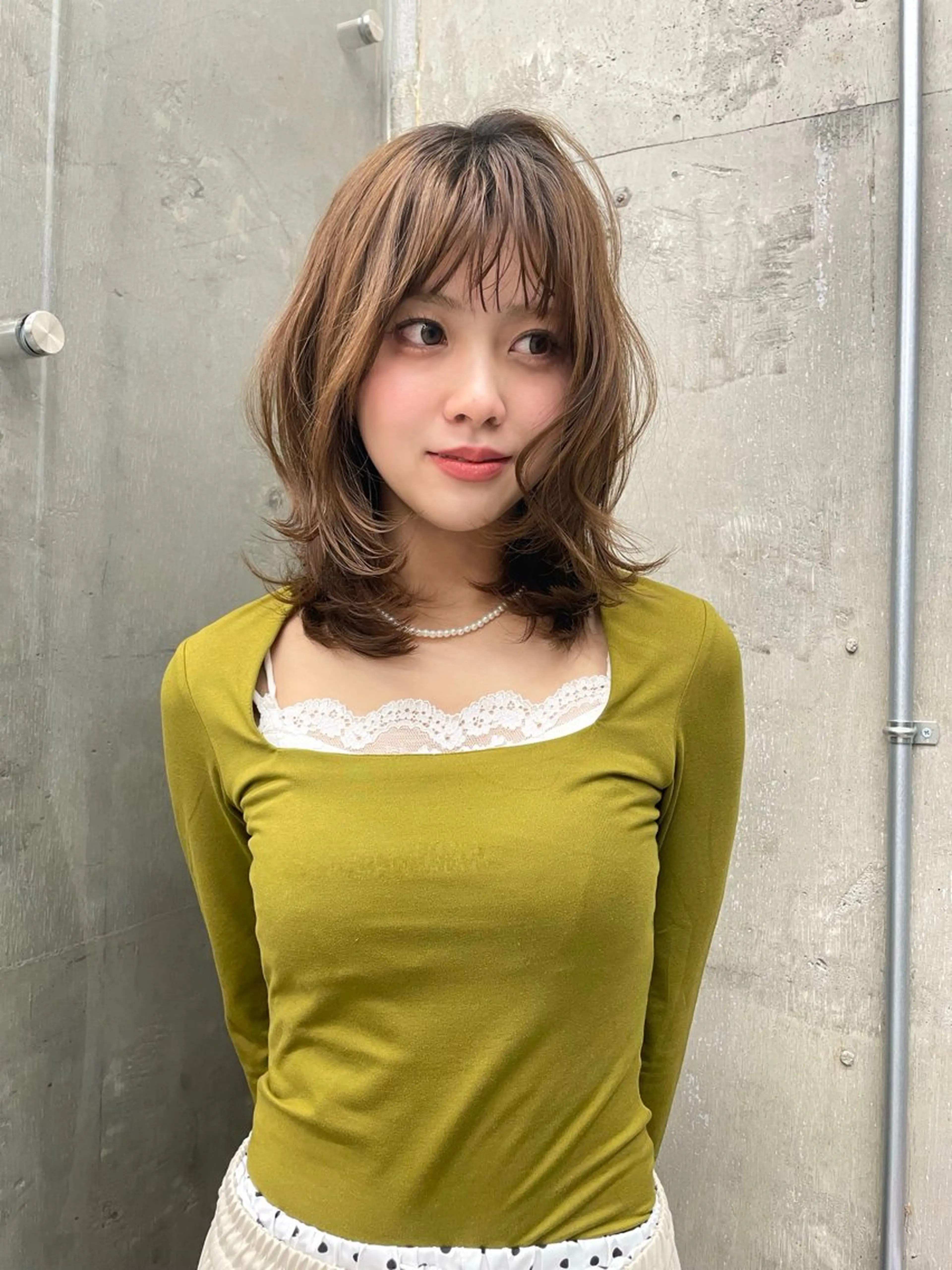 ミディアム カラー RIN/レイヤー/ ボブ/オリーブカラーのヘアスタイル