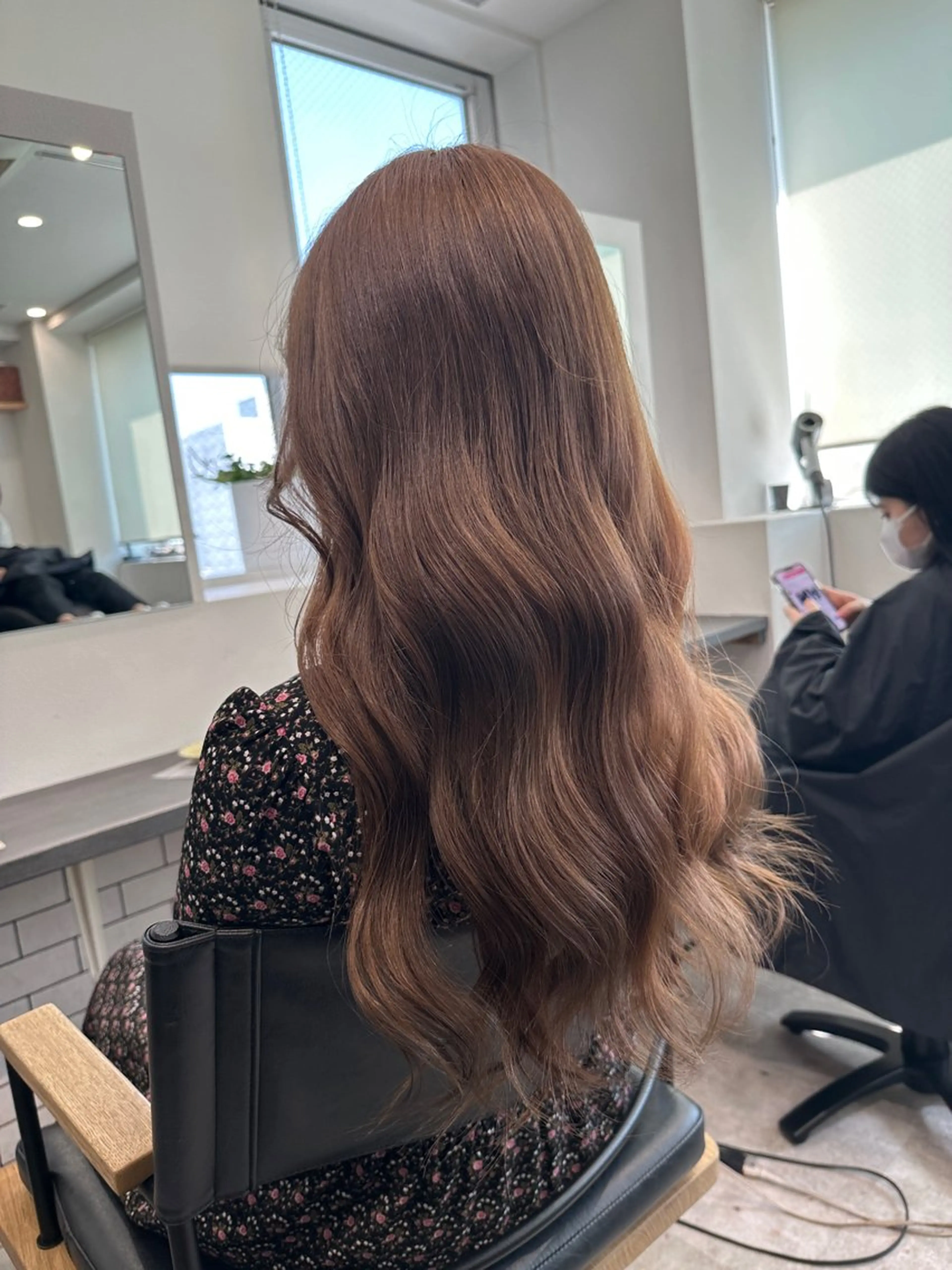 ロング カラー ブリーチ/ベージュ /レイヤー/ひよりのヘアスタイル