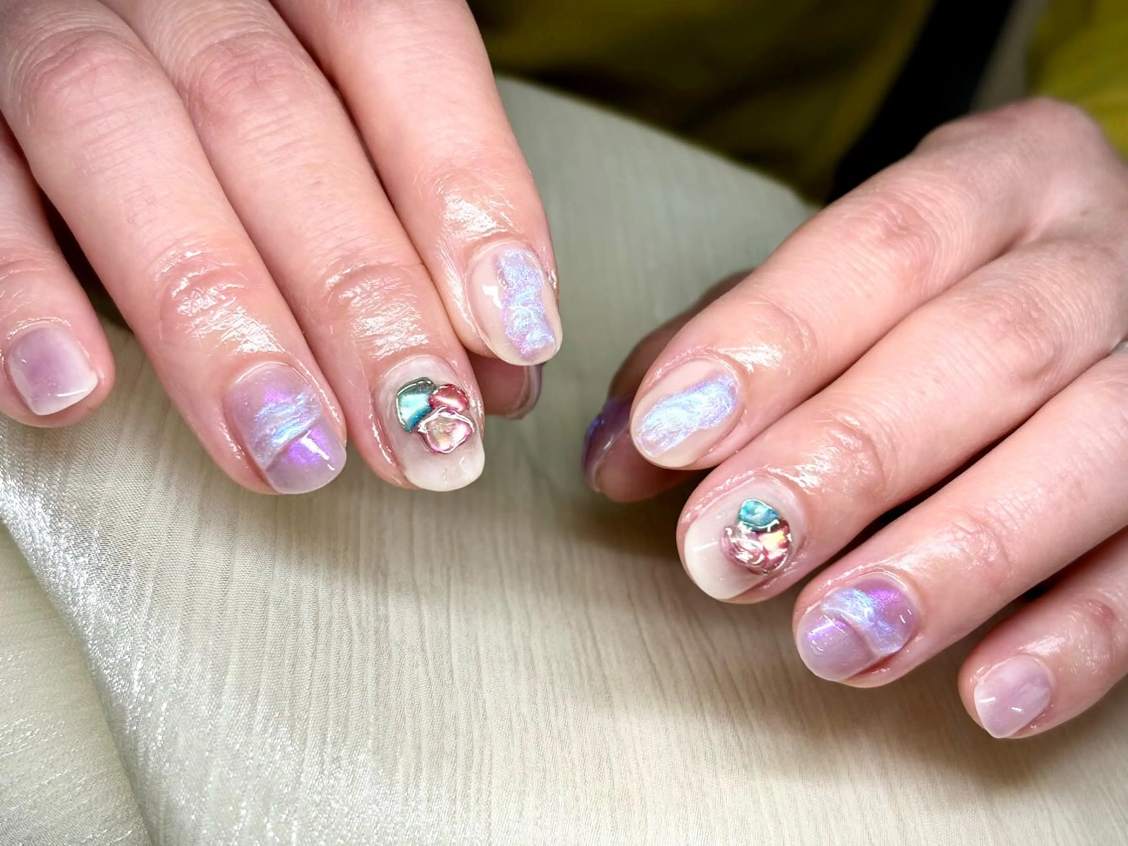 ネイル ニュアンスネイル ハンドネイル ハンドケア ETE LUNA NAILのネイルデザイン