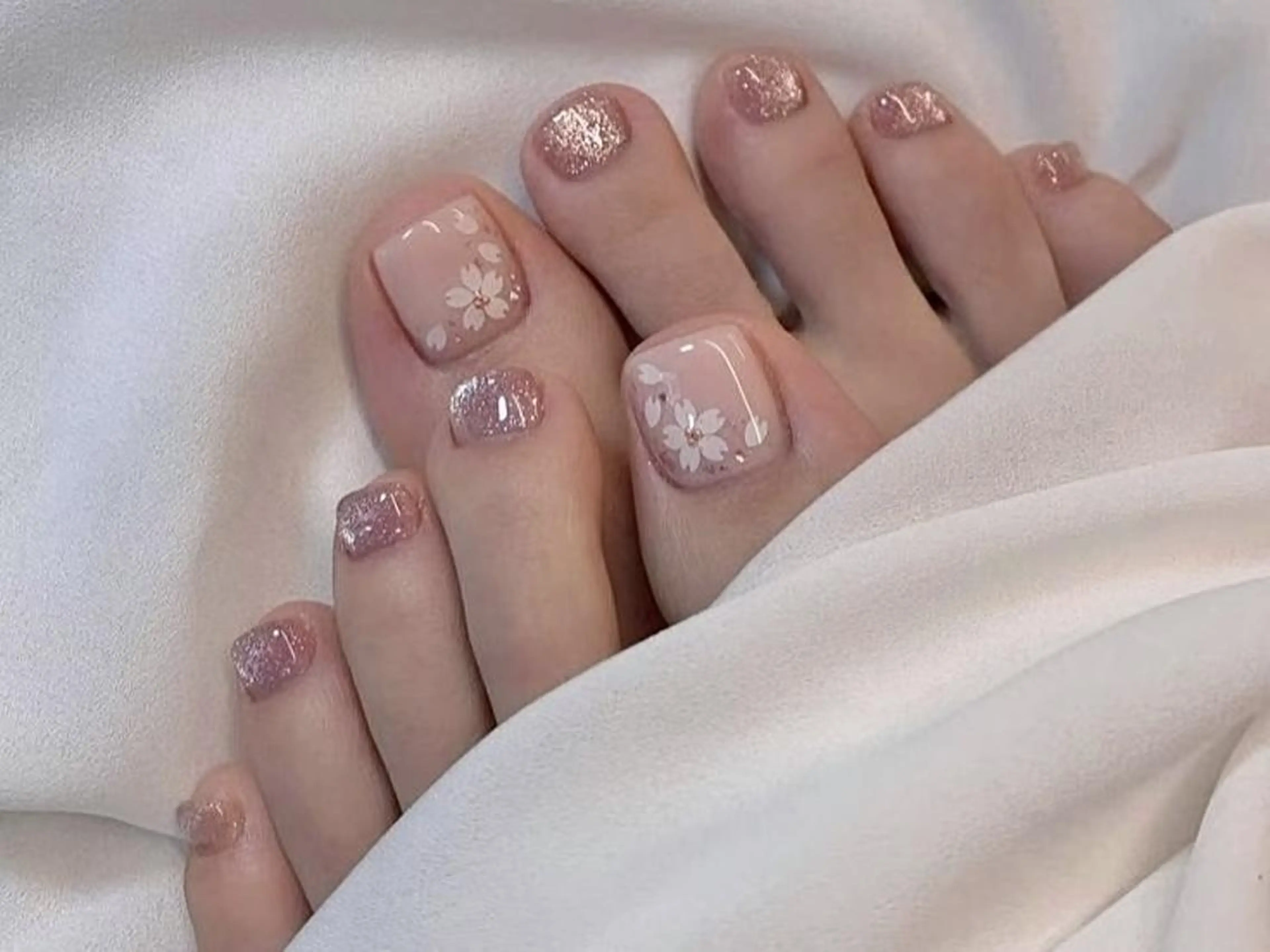 ネイル マグネットネイル ミラーネイル ワンカラーネイル ストーンネイル リ リのネイルデザイン