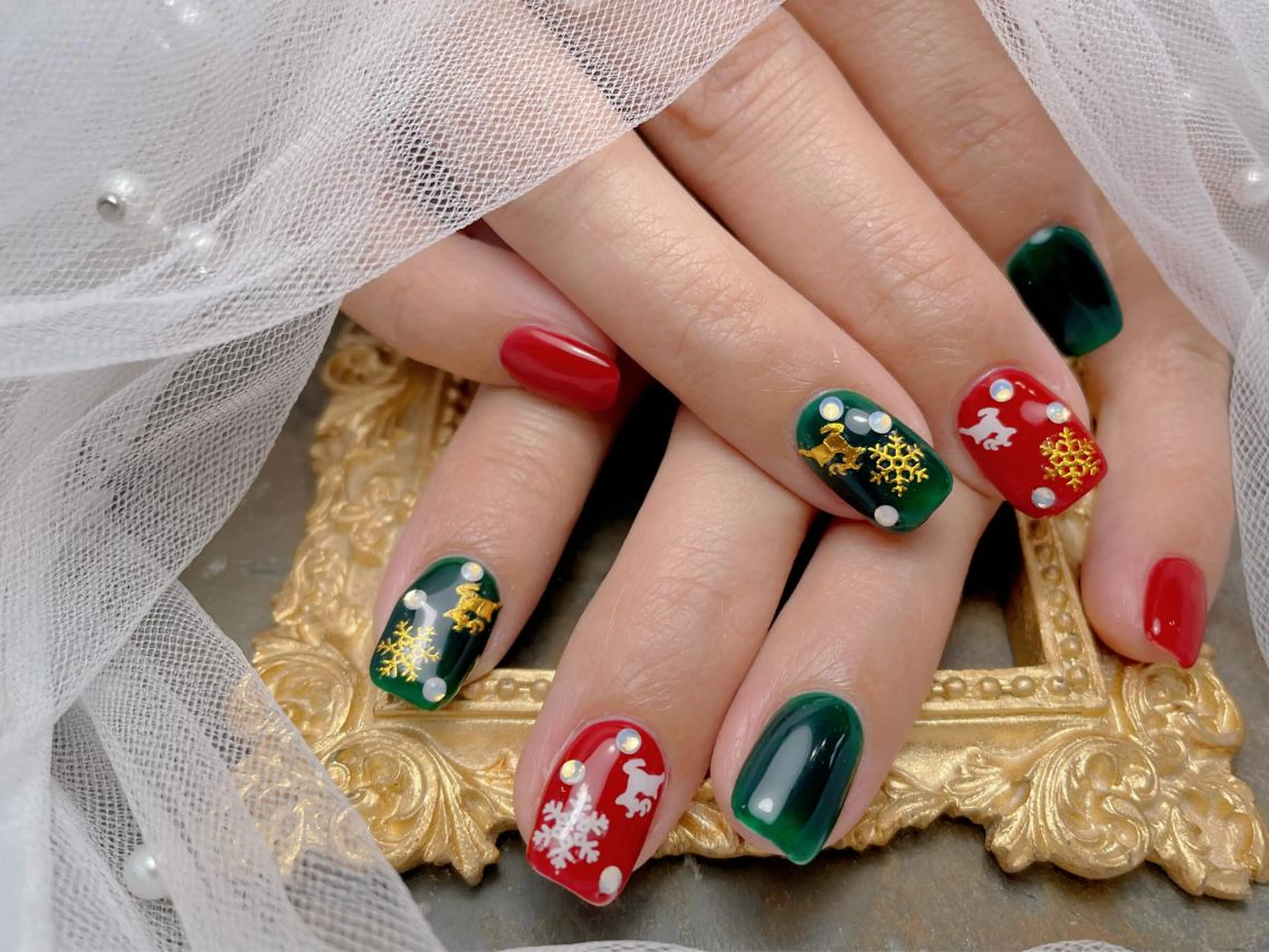 ネイル マジック ミラーのネイルデザイン