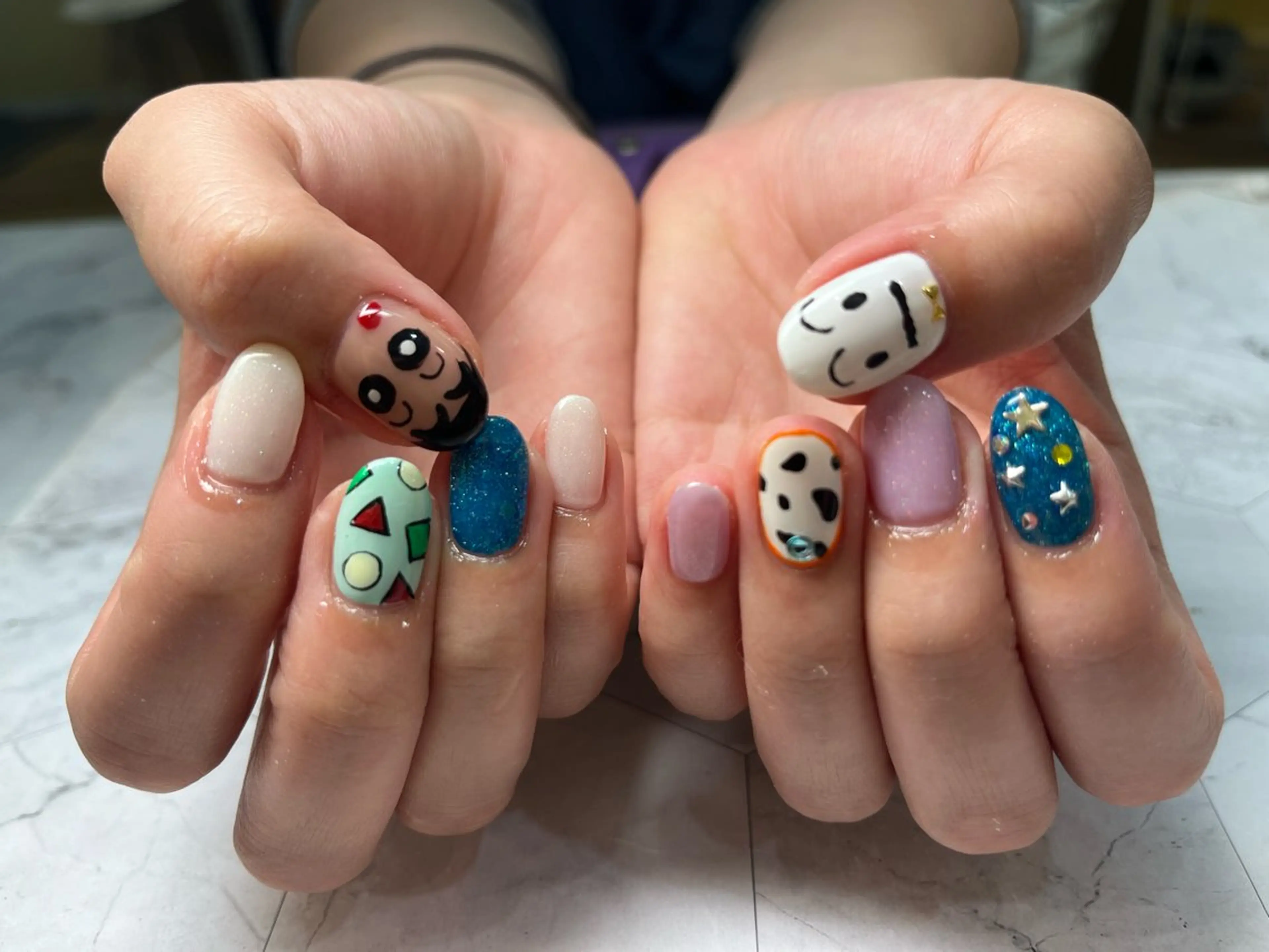 ネイル Queennail 北堀江megumiのネイルデザイン