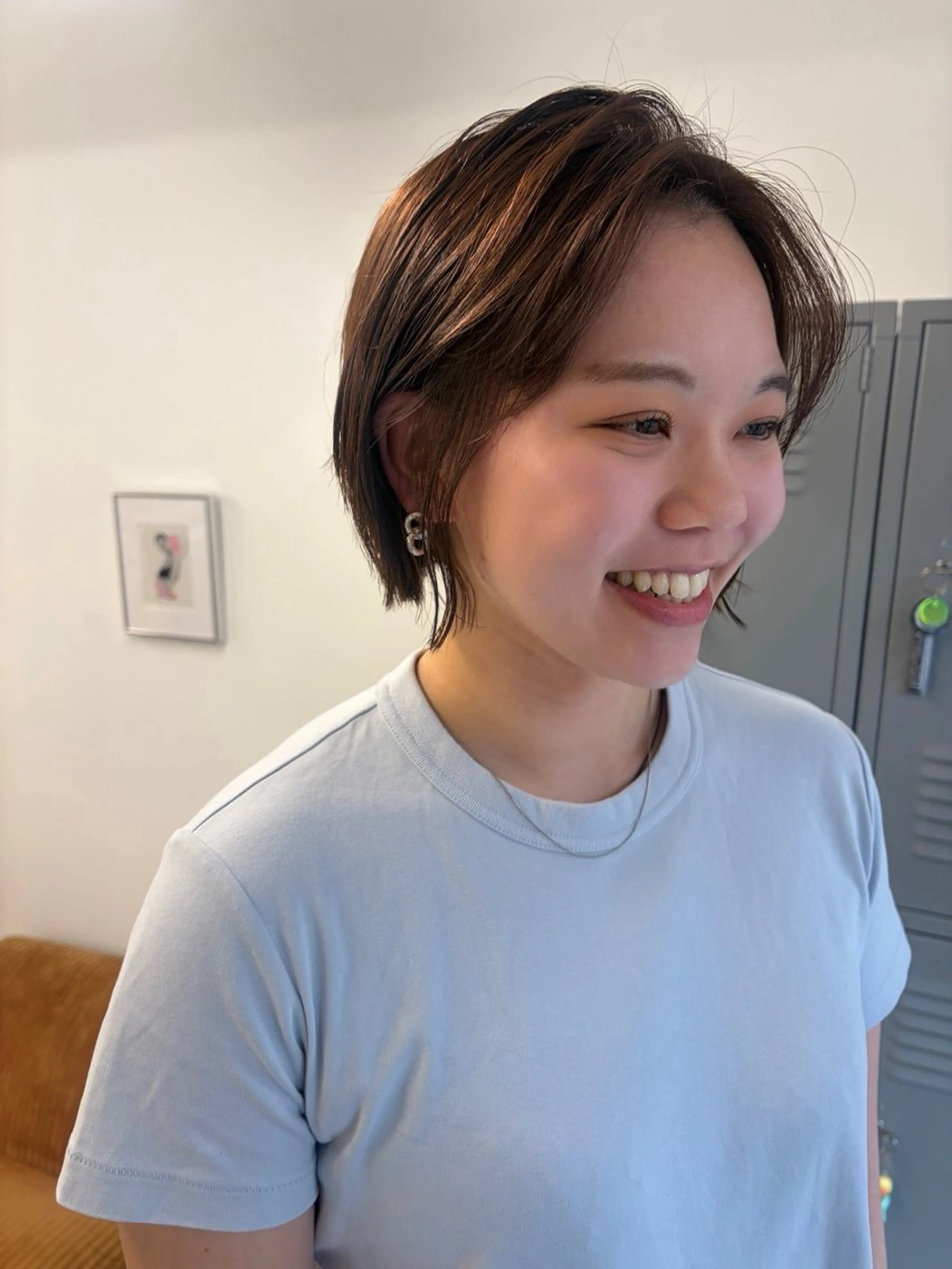 ショート カラー ブラウンカラー 透明感カラー レイヤーカット カット ヘアカラー トリートメント cana 札幌レイヤースタイルのヘアスタイル
