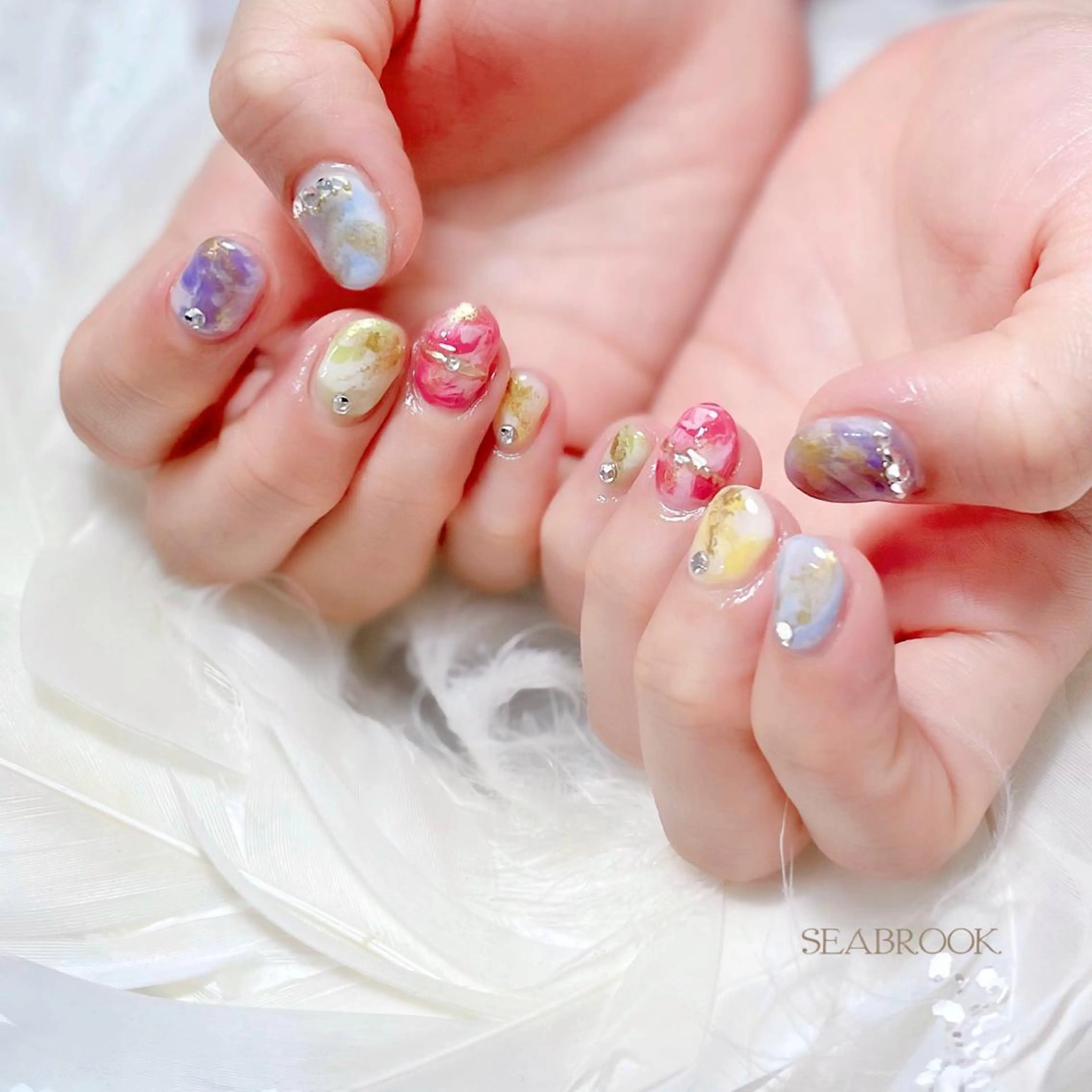 ネイル ハンドネイル 鈴木 奈穂子のネイルデザイン