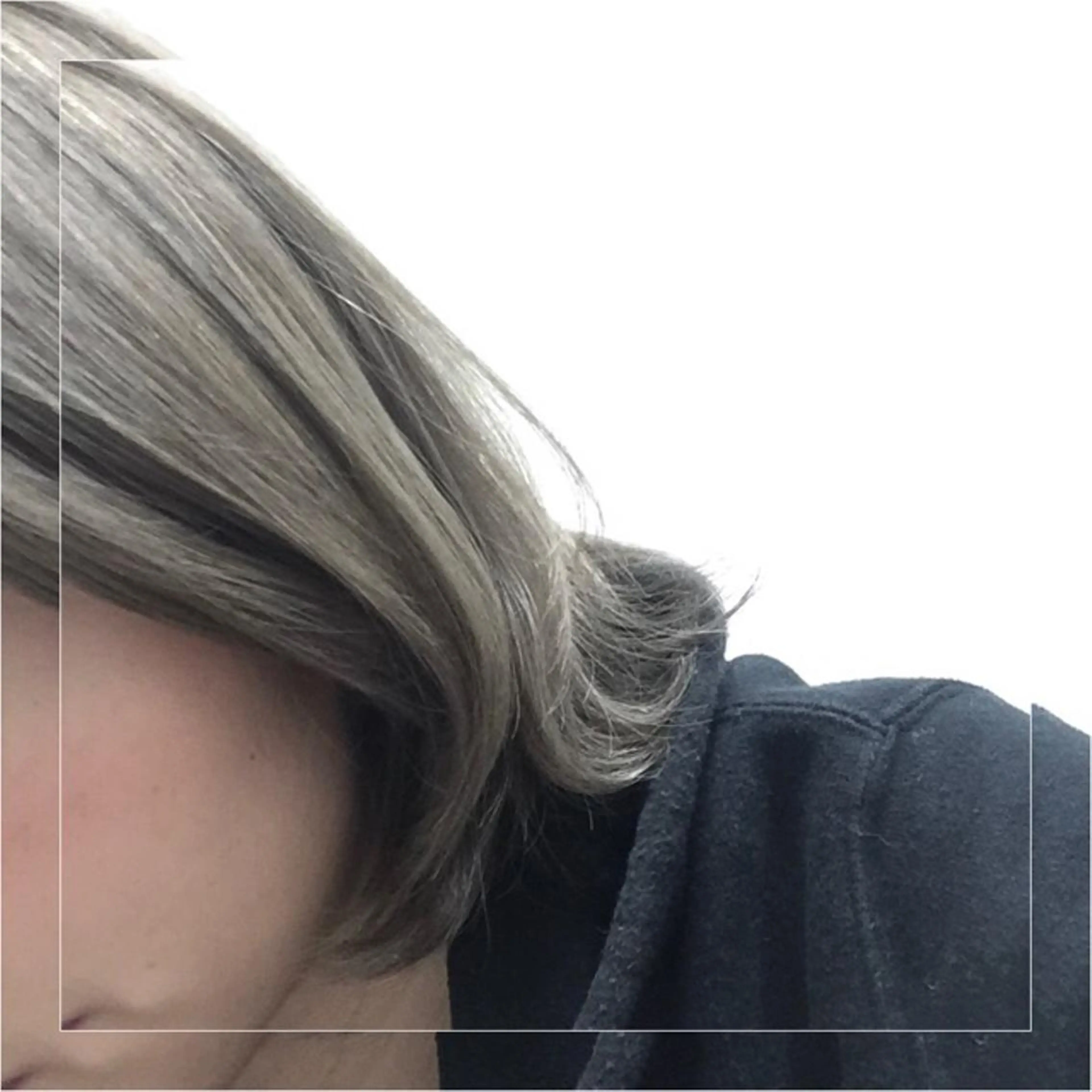 ミディアム カラー ベージュカラー ダブルカラー グラデーションカラー 小國 綾かのヘアスタイル