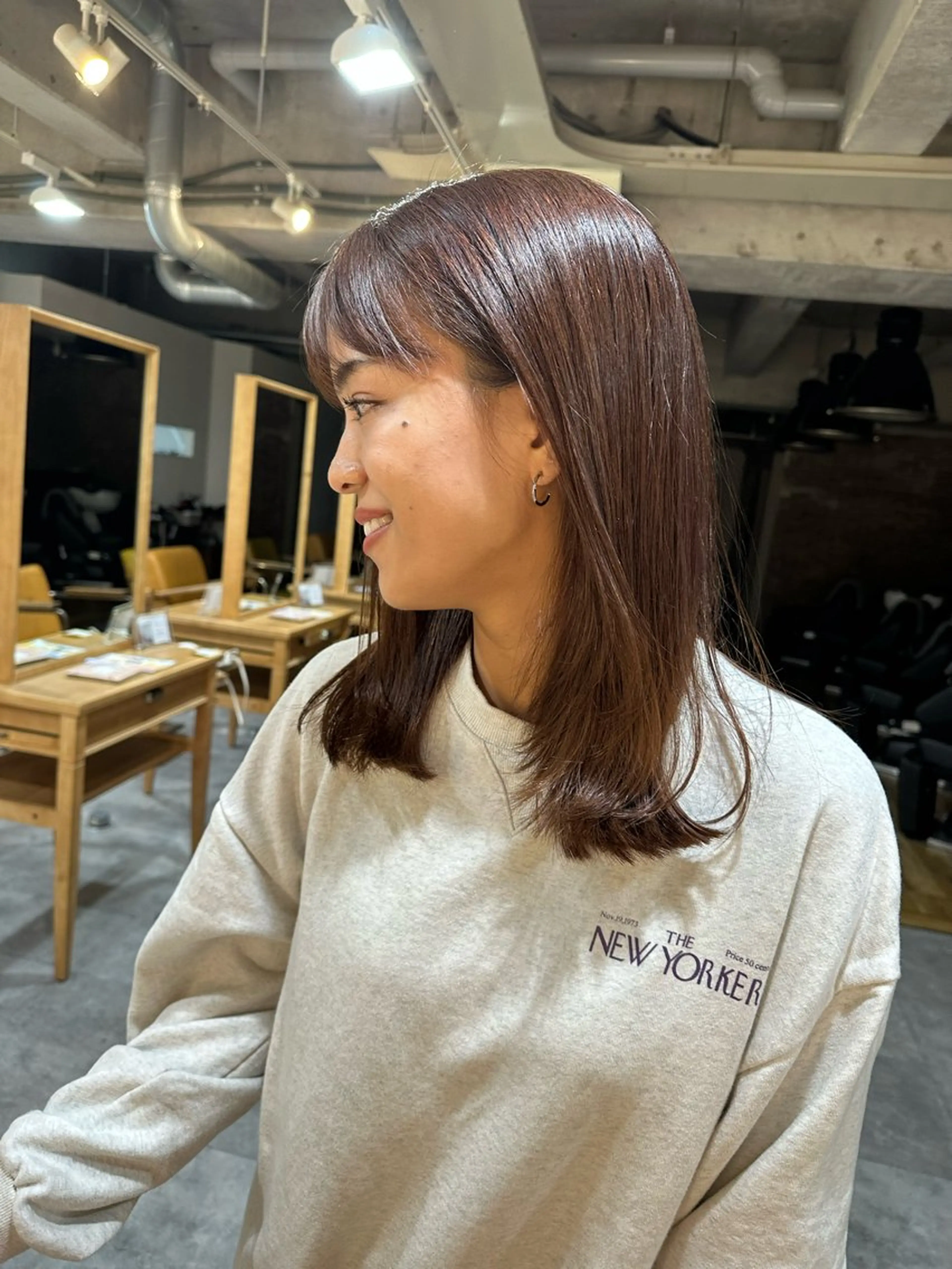 ミディアム カラー ラベンダーカラー レイヤーカット ローレイヤー カット ヘアカラー ピンクカラー/ mana🎀のヘアスタイル