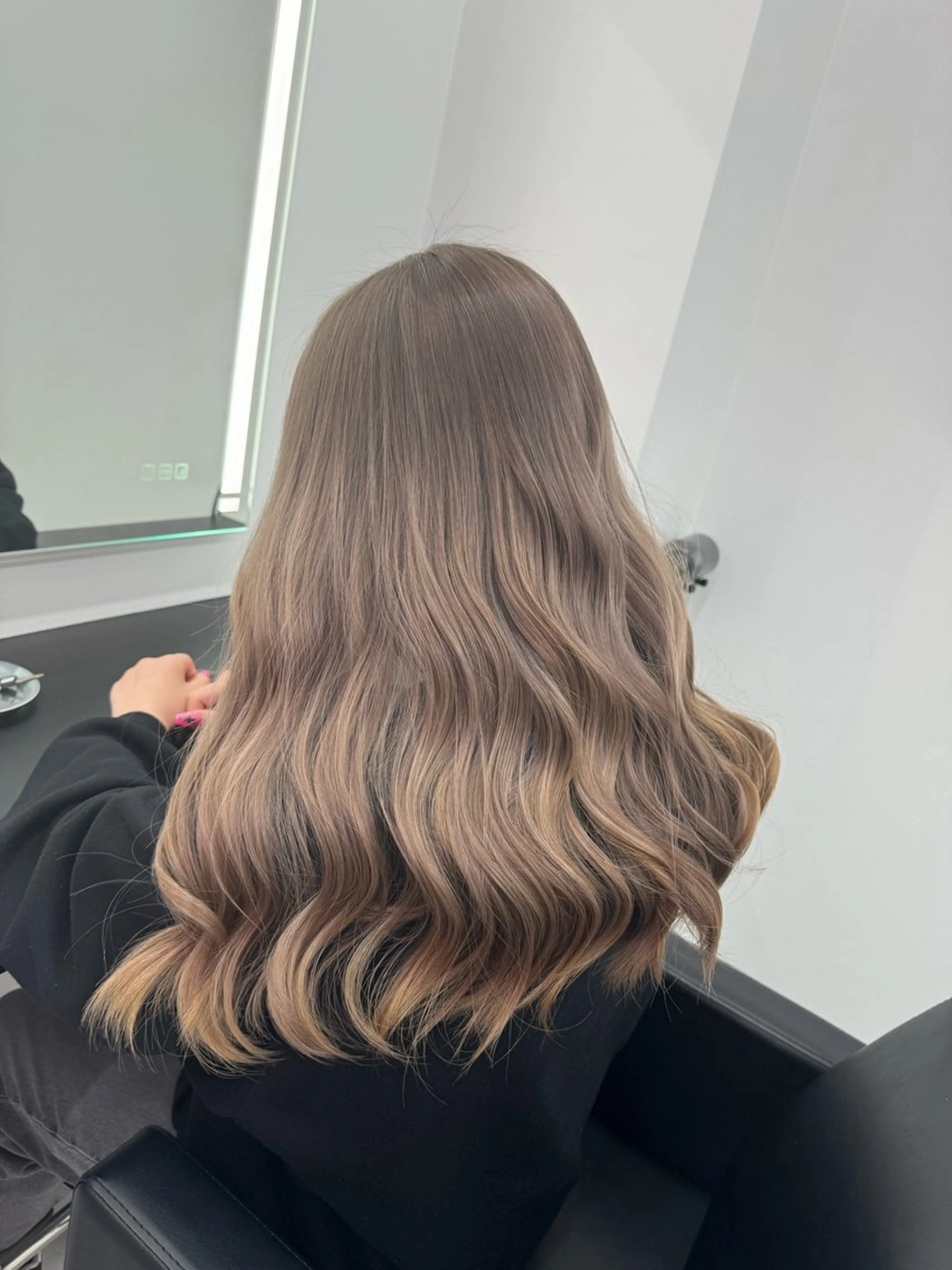 ロング カラー EGO所属・ブリーチカラー💖 rukaのヘアスタイル