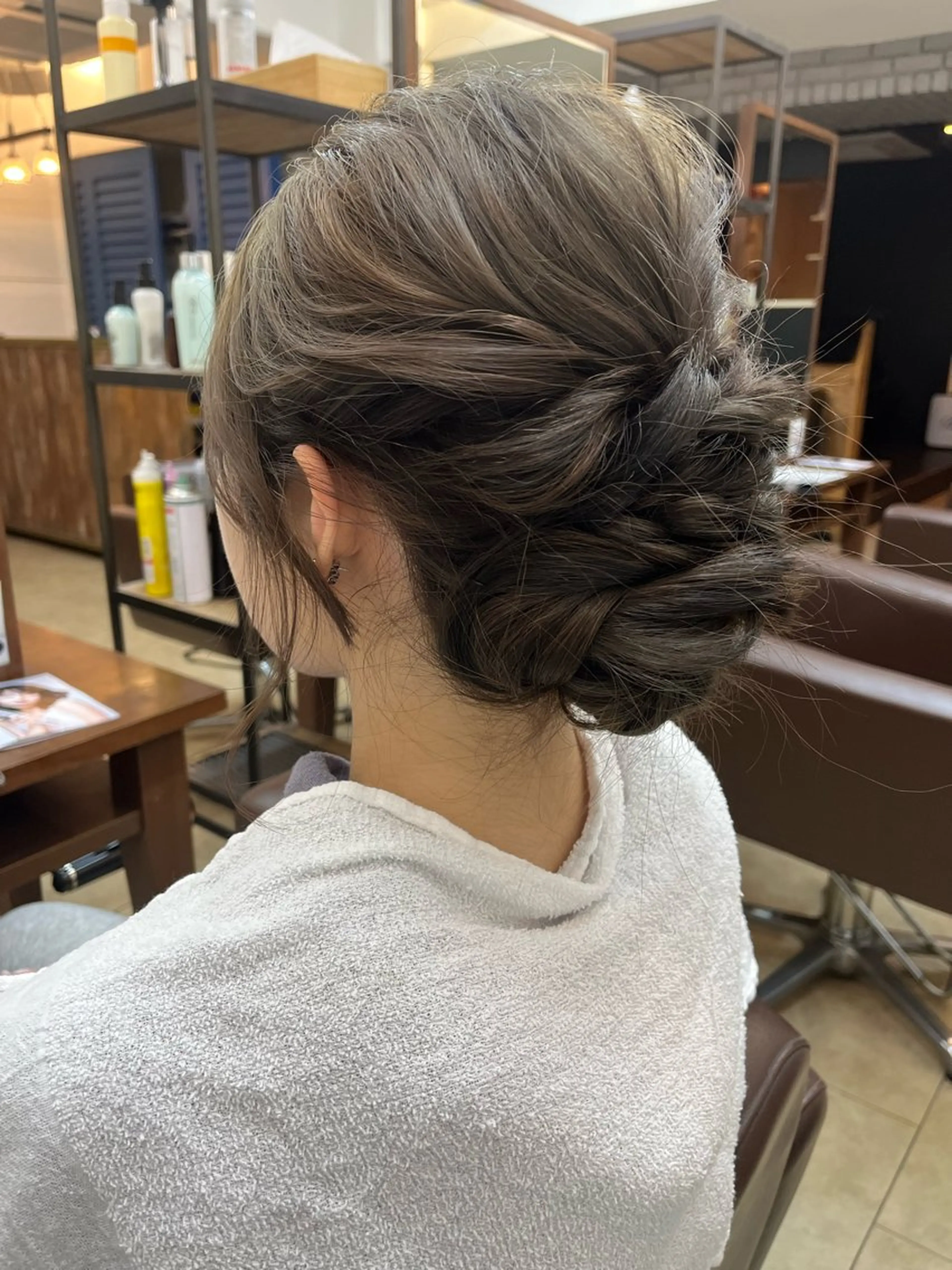 ロング ヘアアレンジ 上西 花奏の眉毛・アイブロウイメージ