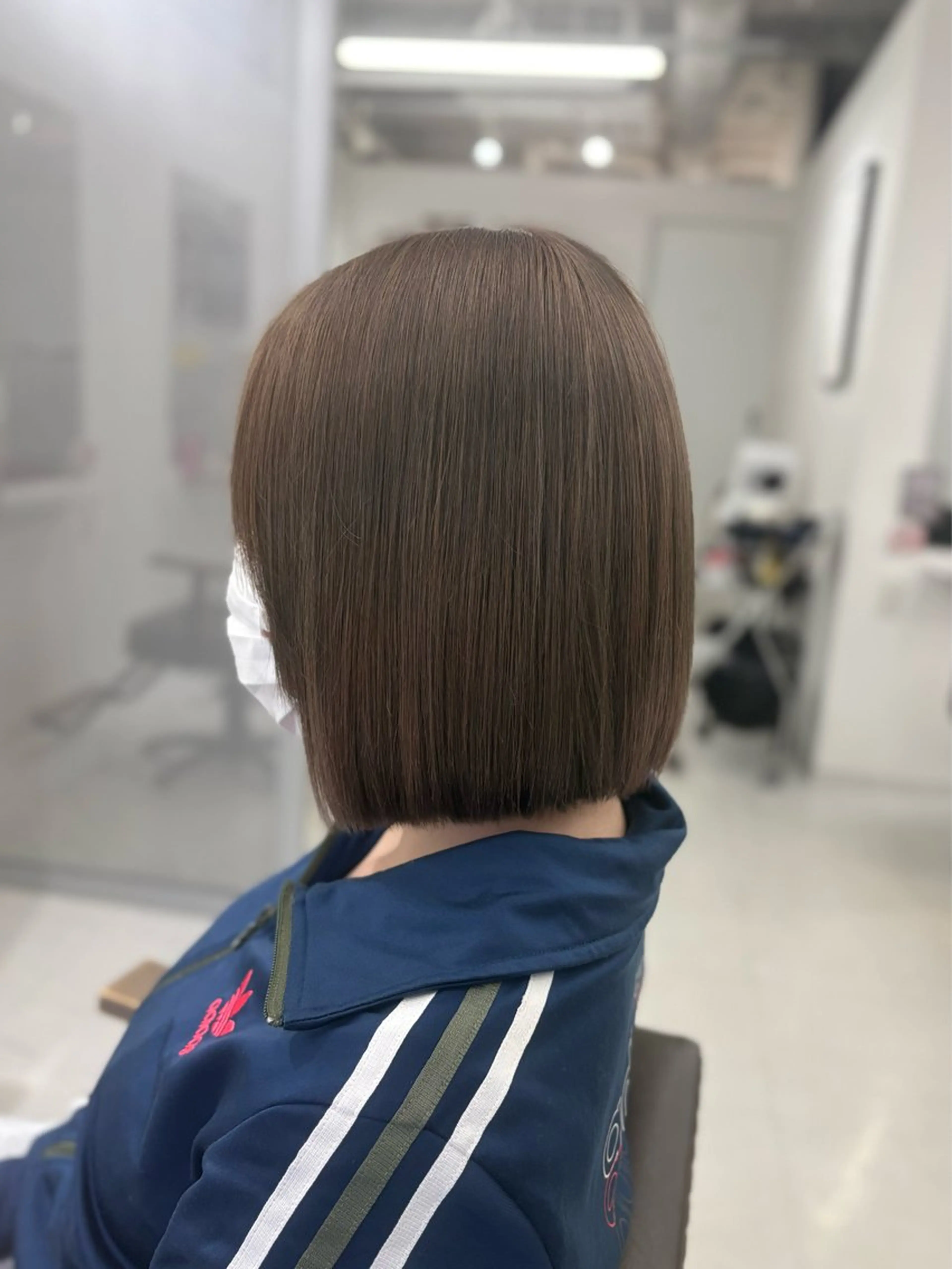 ミディアム ヘアカラー 大林 菜海のヘアスタイル