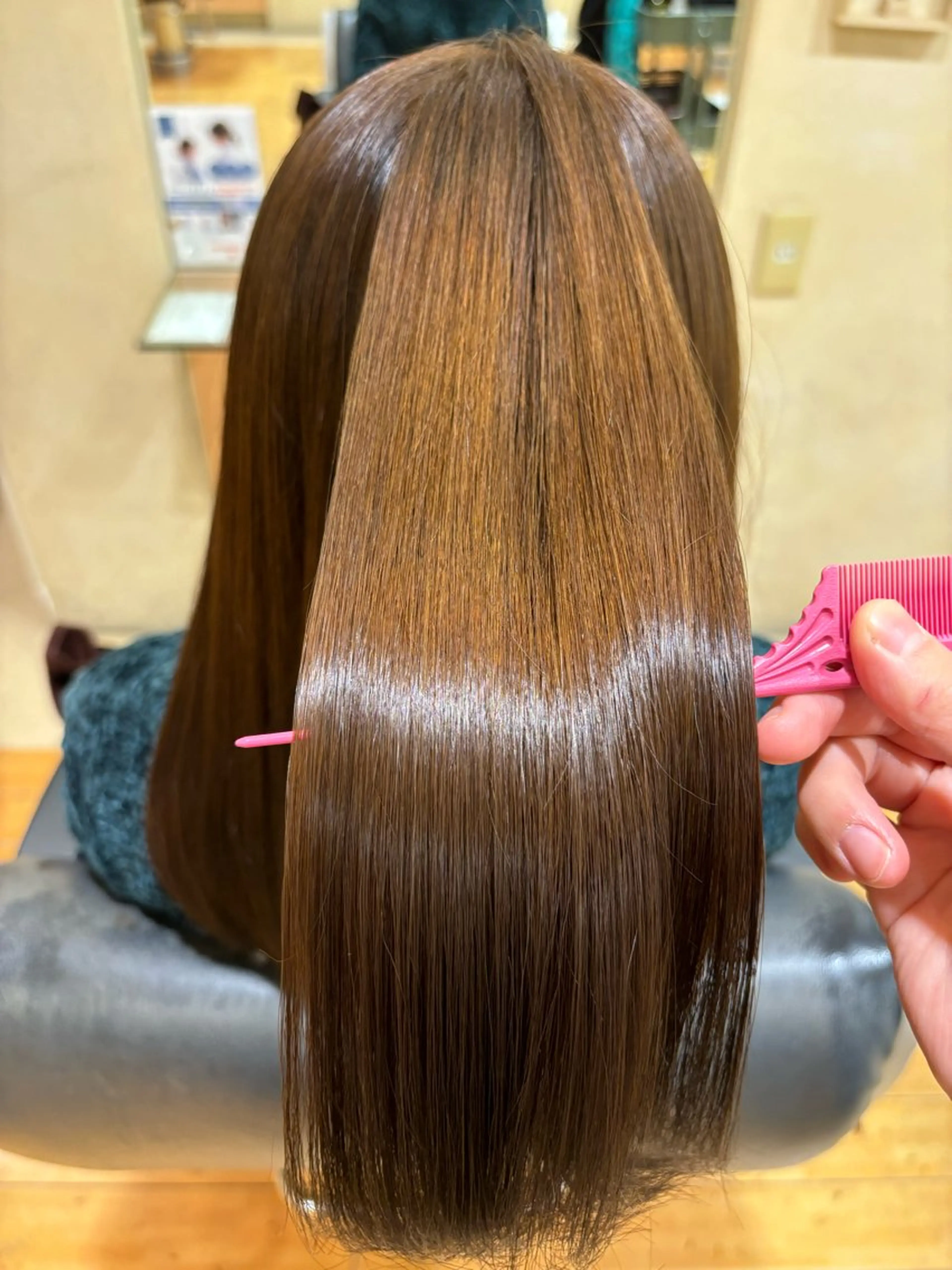 ロング カラー 井上 未悠のヘアスタイル