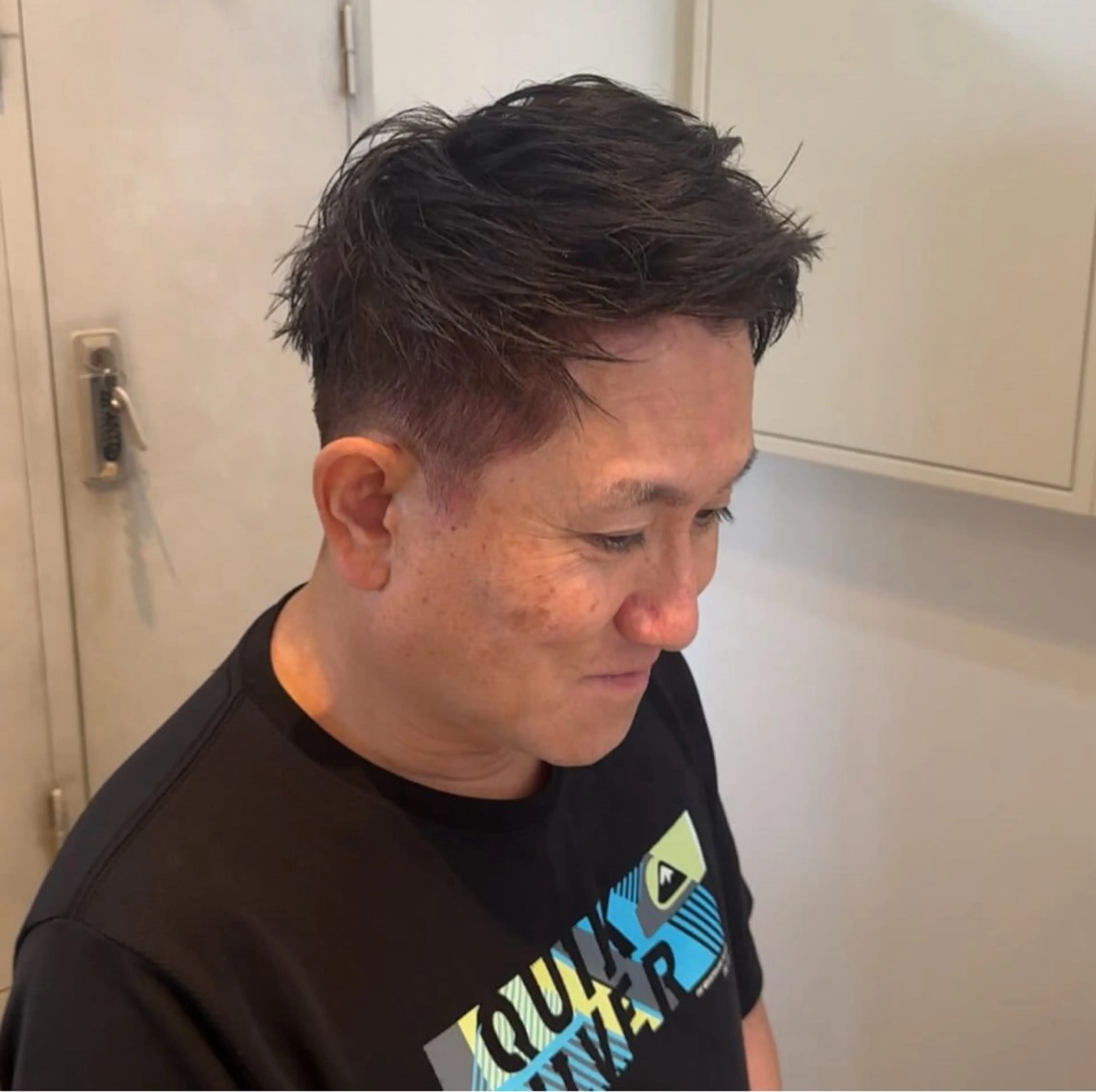 メンズ 艶カラー 🩵NATSUKIのヘアスタイル