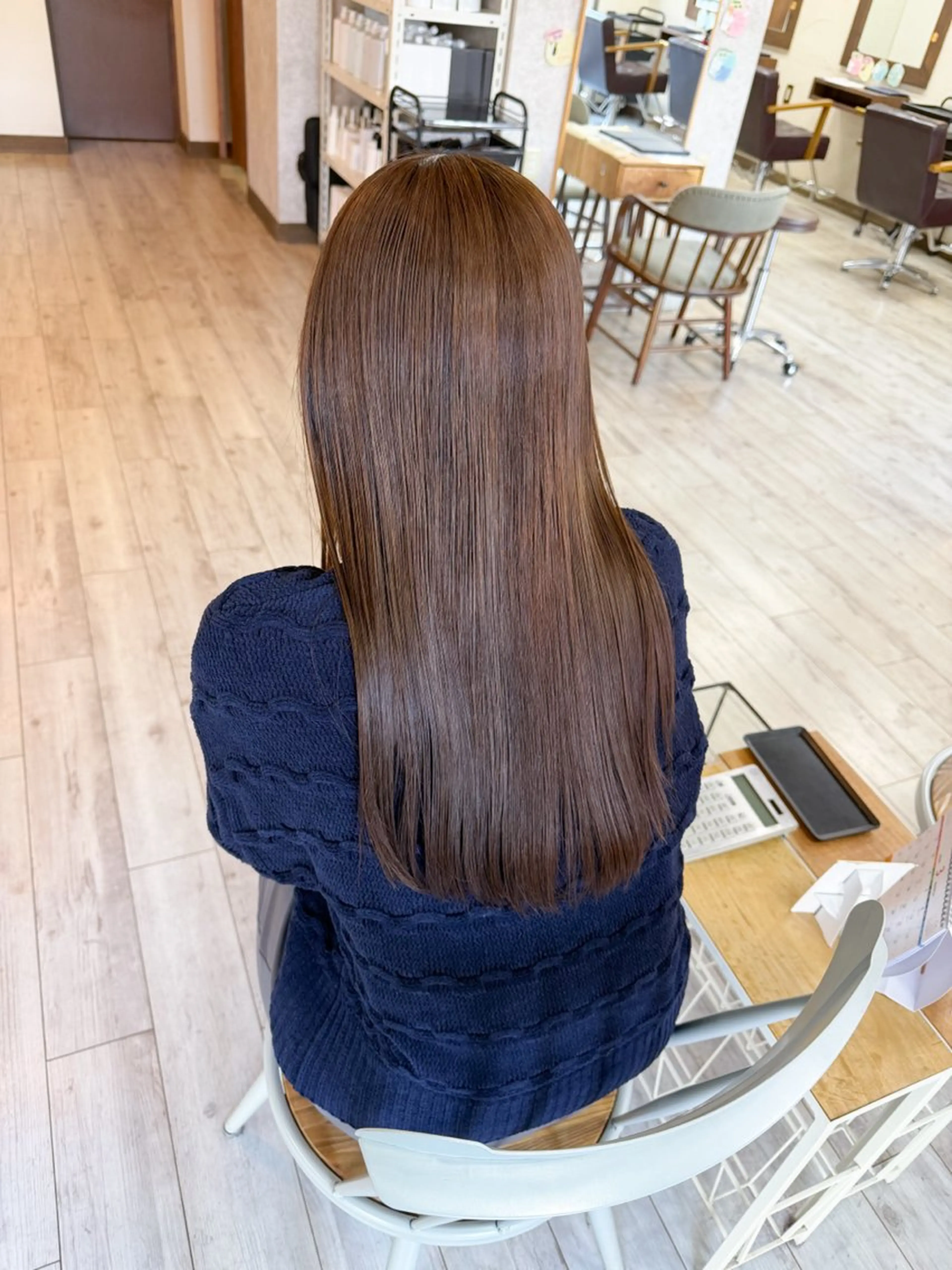 ロング カラー ブラウンカラー オレンジ オレンジブラウン カット ヘアカラー トリートメント イワタ マハ/ minim hairのヘアスタイル