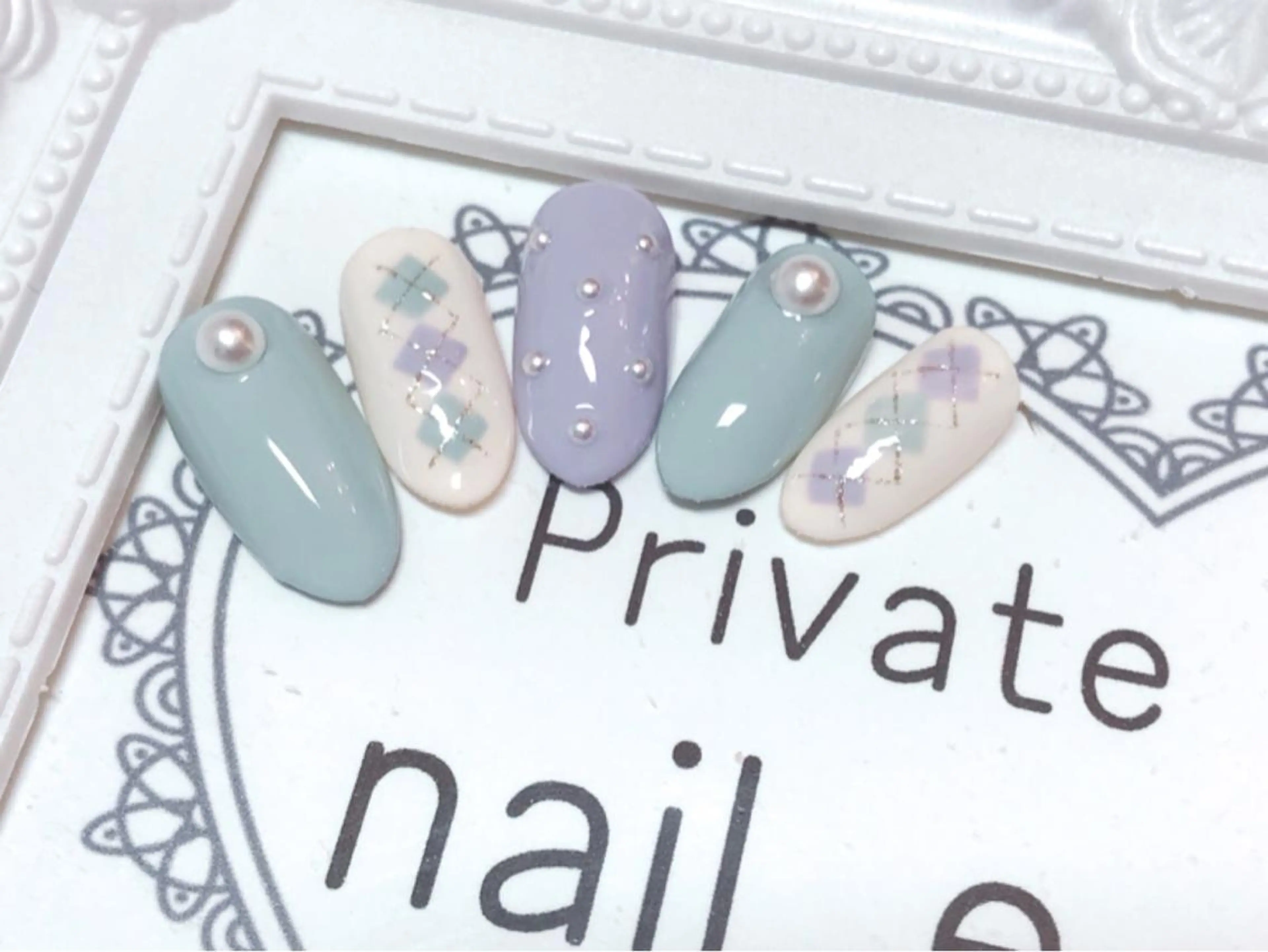 ネイル サロンドイロハ e.satoのネイルデザイン