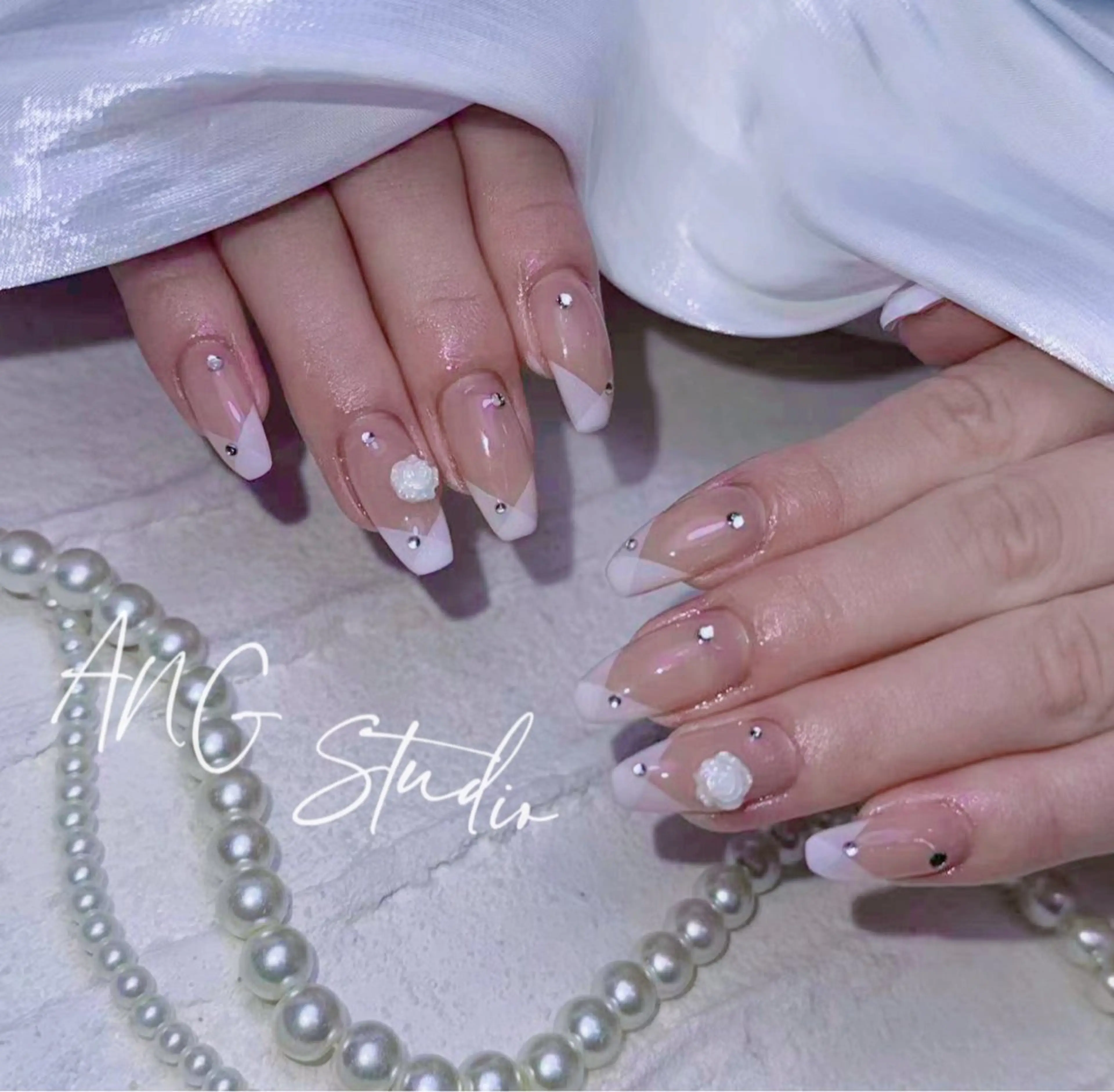 ネイル ハンドネイル ハンドケア ANG Studioのネイルデザイン
