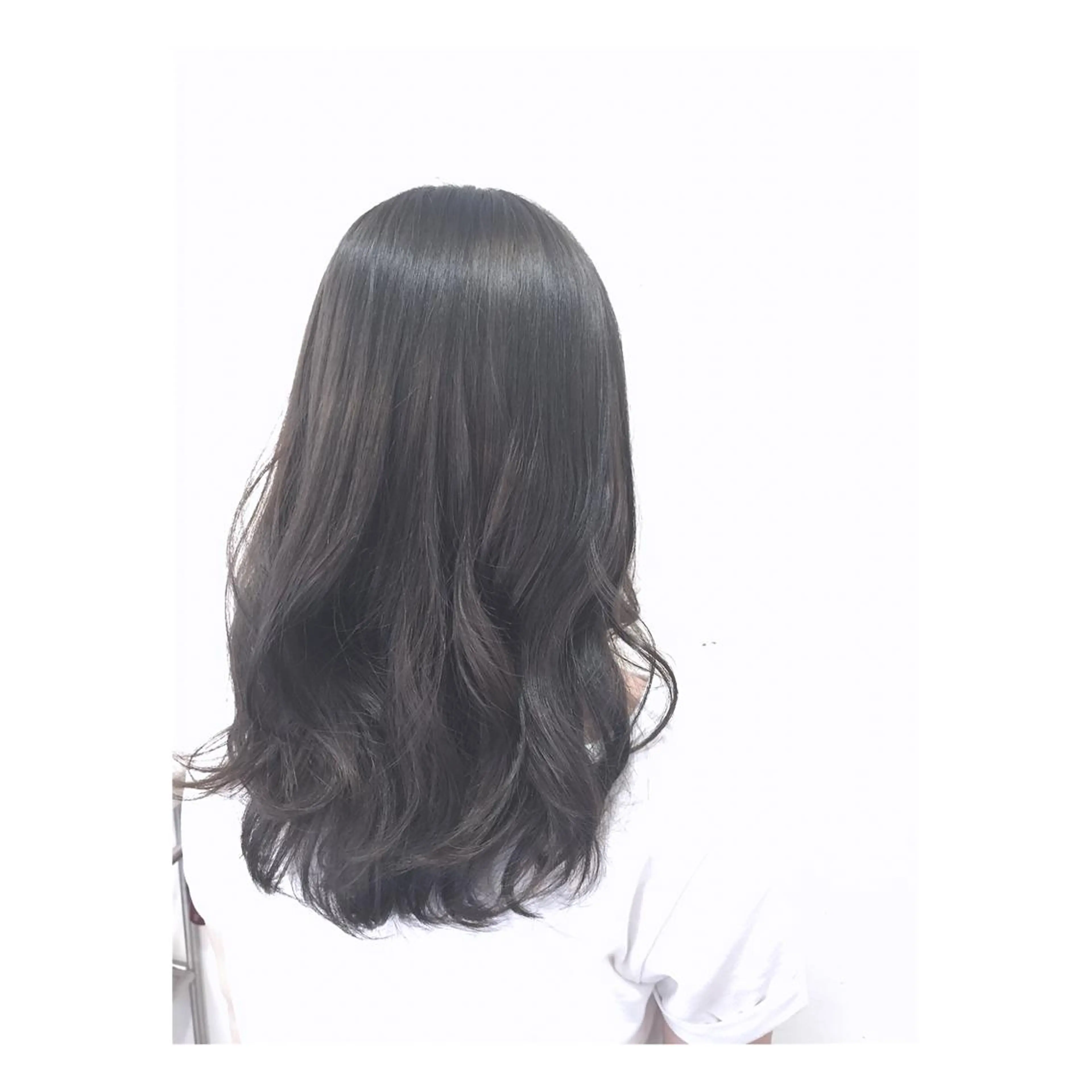 ショート ミディアム セミロング ロング カラー パーマ ヘアアレンジ メンズ メンズブリーチ アッシュ アッシュグレー ブリーチ littohair所属・岡田 杏のエステ・リラクイメージ
