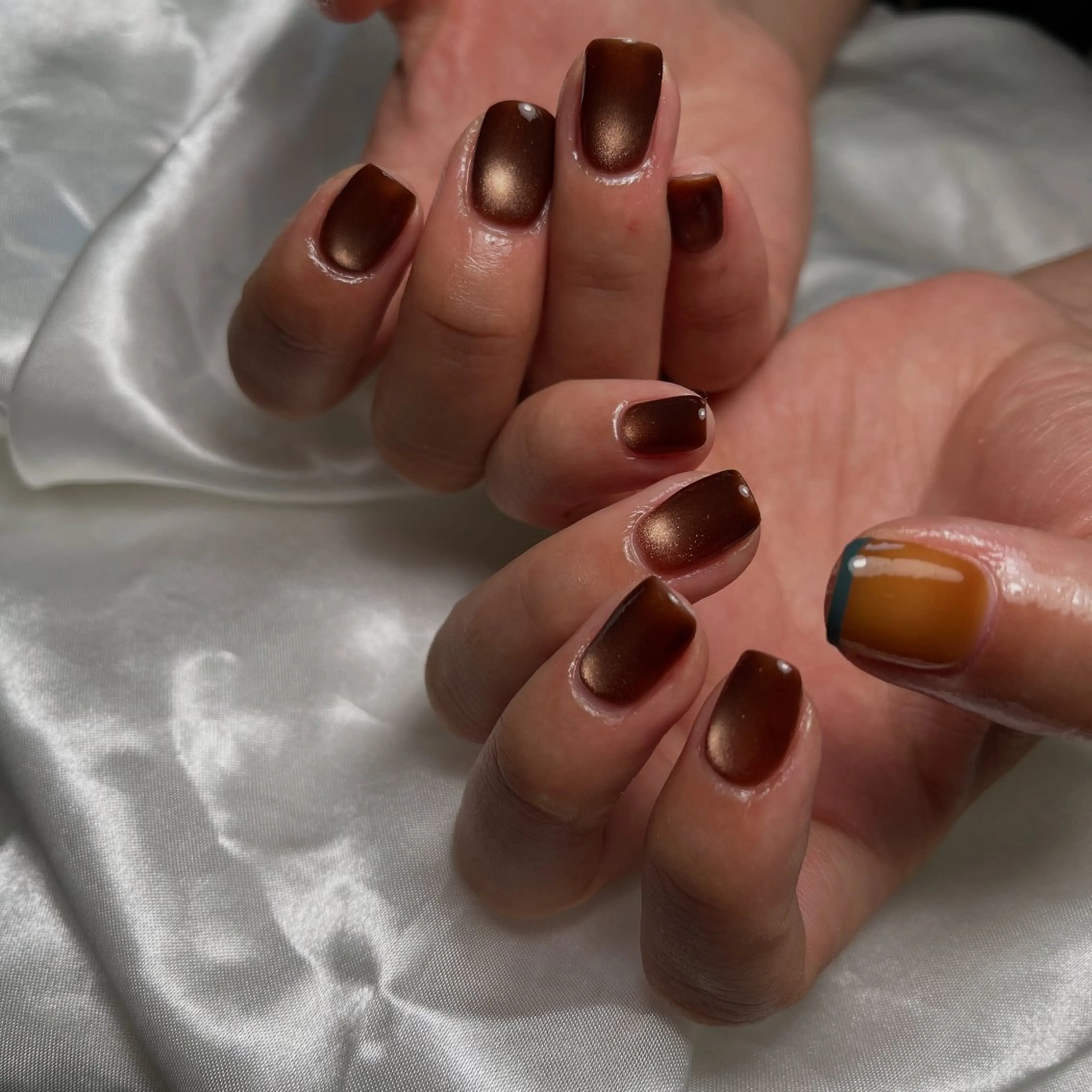 ネイル グリーン ハンドネイル nail slow.のネイルデザイン