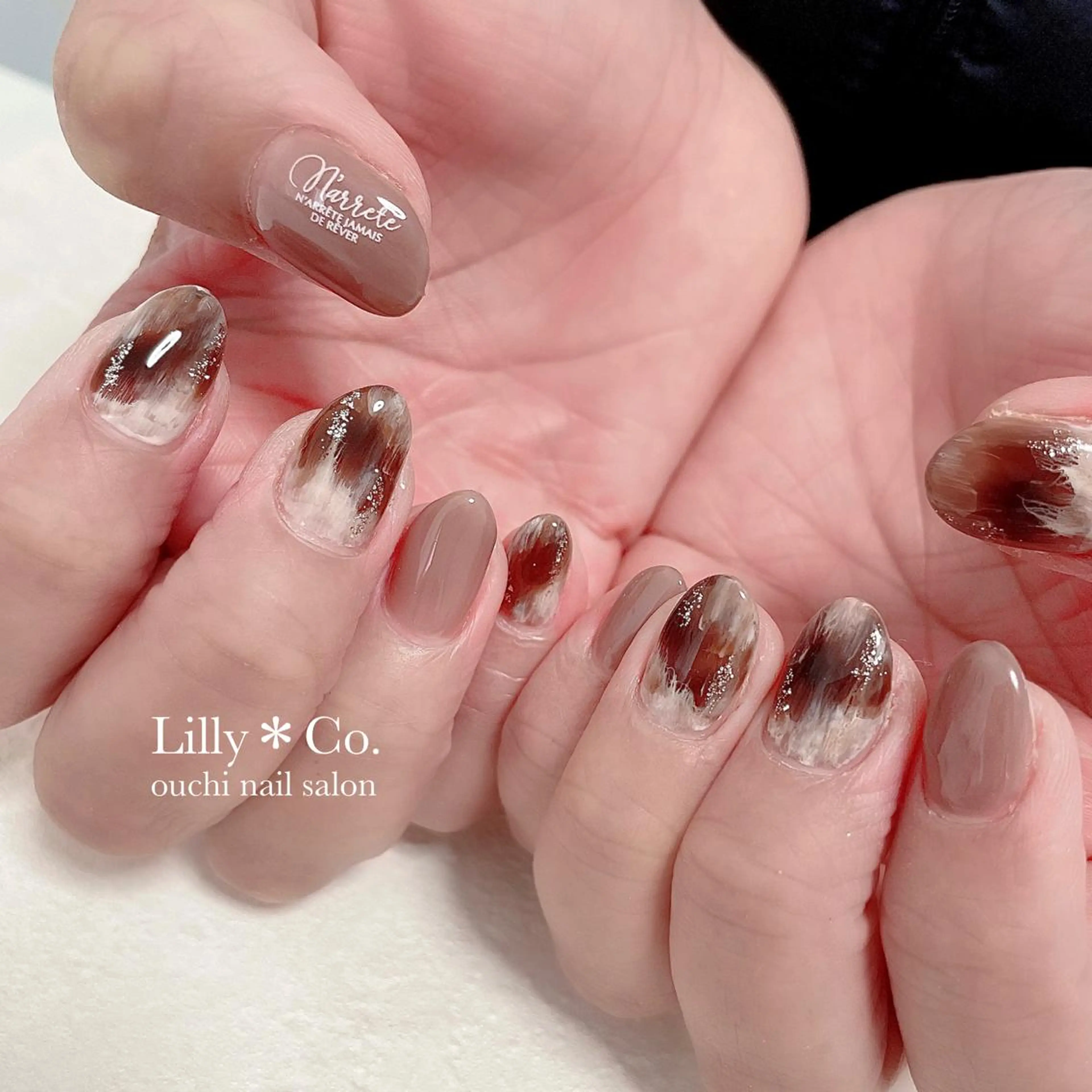 ネイル ハンドネイル ハンドケア Lilly Co.のネイルデザイン