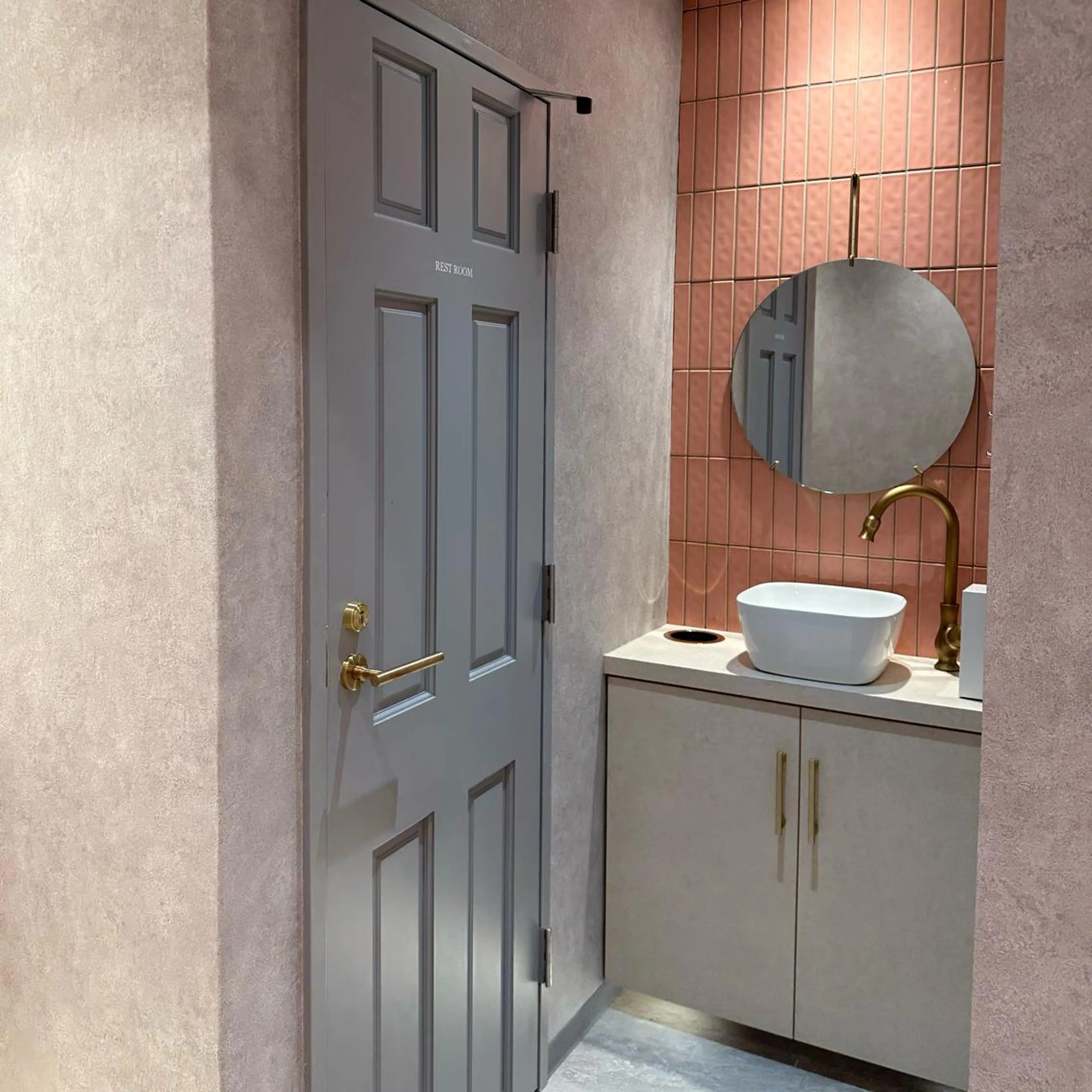 ショート カラー ネイル マツエク・マツパ アイブロウ ar. harajukuのネイルデザイン